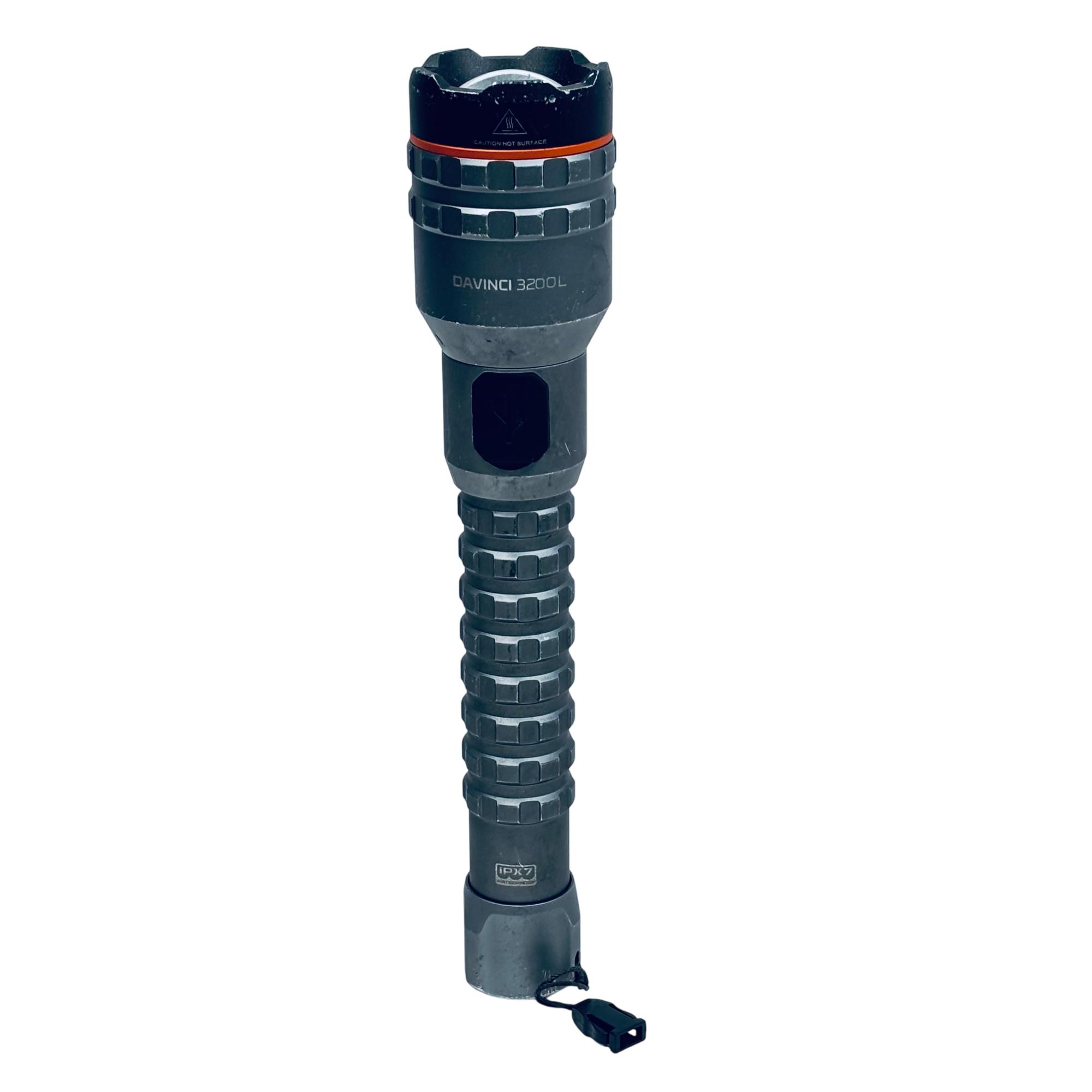 nebo davinci 3200 lumen flashlight 18000 Mag Dial The NEBO Davinci 3200 has a rugged NEBO Davinci 3,200 Lumen Alkaline