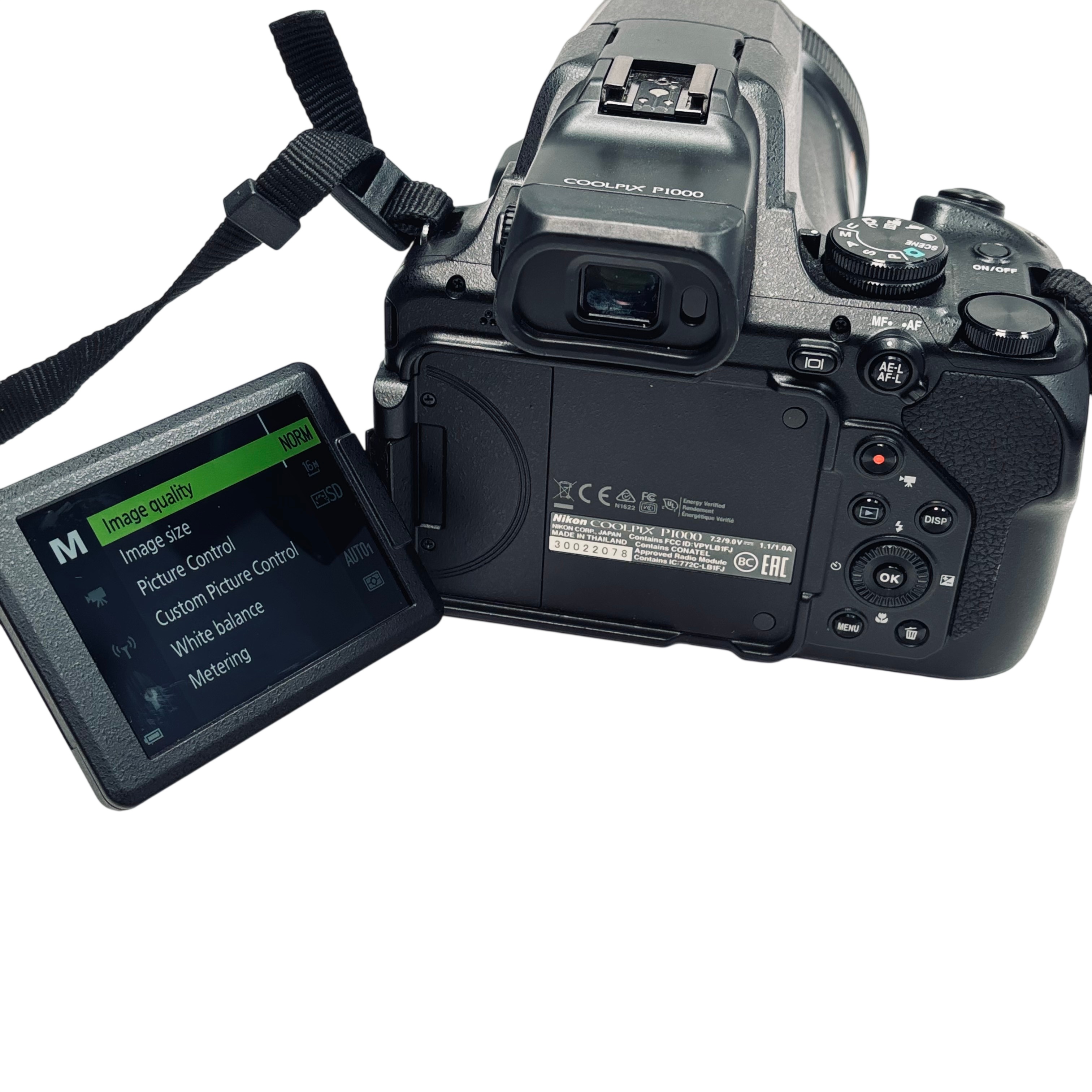 Nikon COOLPIX P1000 16MP 125x Optical Zoom 3.2'' LCD 4K UHD Wi-Fi