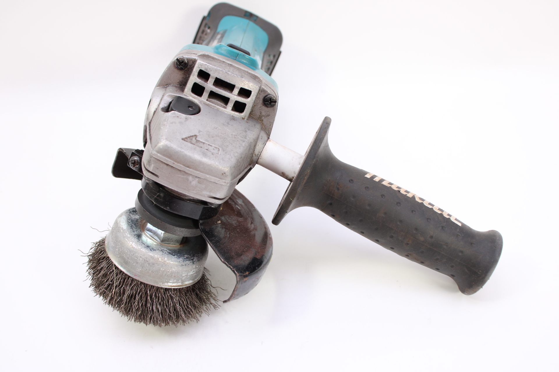 Makita BGA452 18V LXT 4 1/2
