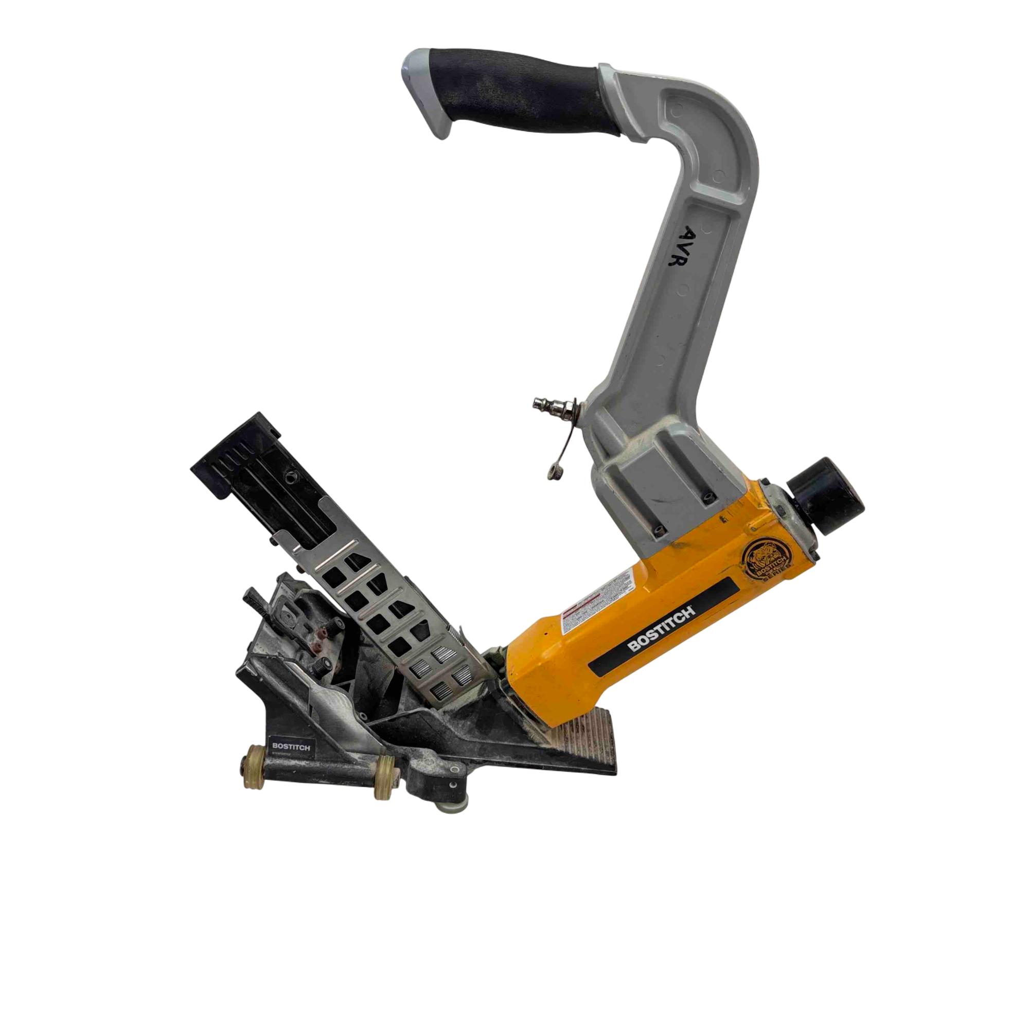 Bostitch BULLDOG 2-in 16-Gauge Flooring Pneumatic Nailer Bostitch BULLDOG 2-in 16-Gauge Flooring Pneumatic Nailer
