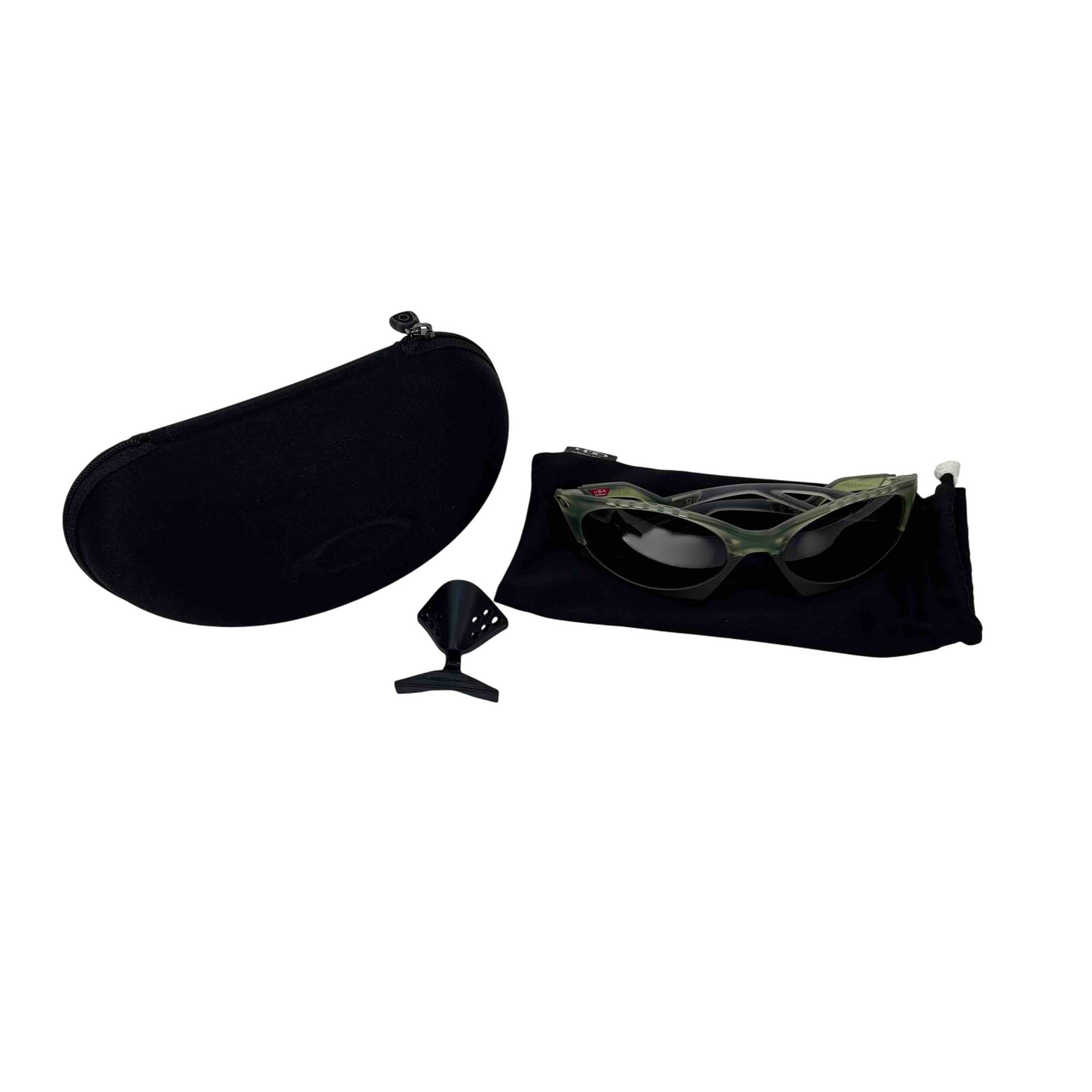 小物 OAKLEY PLANTARIS OO9437-0363 Plantaris Prizm Grey Lenses, Matte Black Frame Sunglasses | Oakley® US
