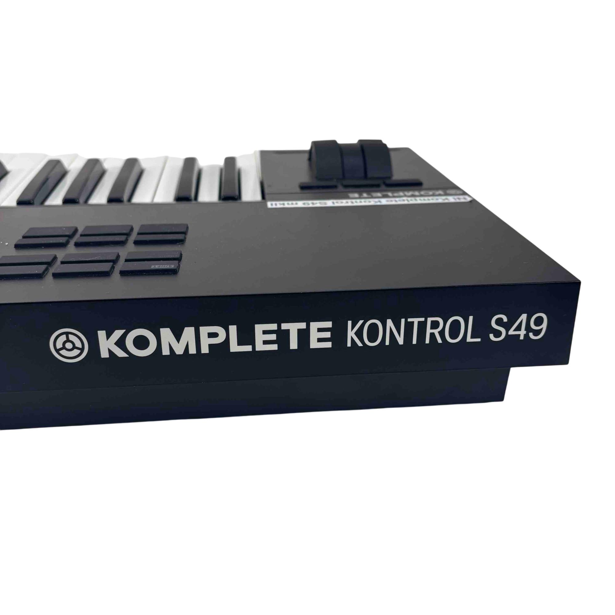 Native Instruments Komplete Kontrol S49 MK2 MIDI Keyboard Controller