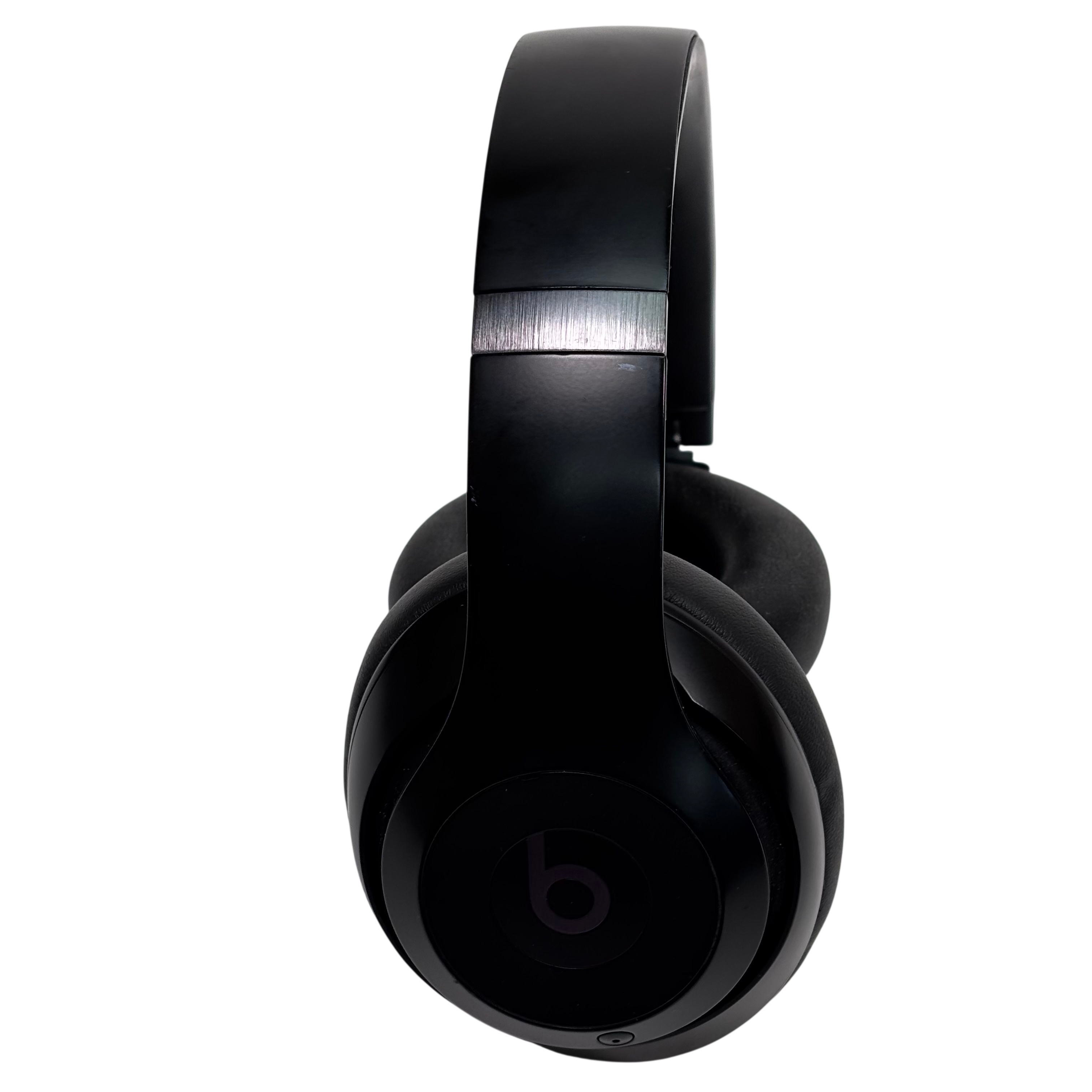 Apple Beats Studio Pro Active Noise Cancelling Over-Ear Headphones
