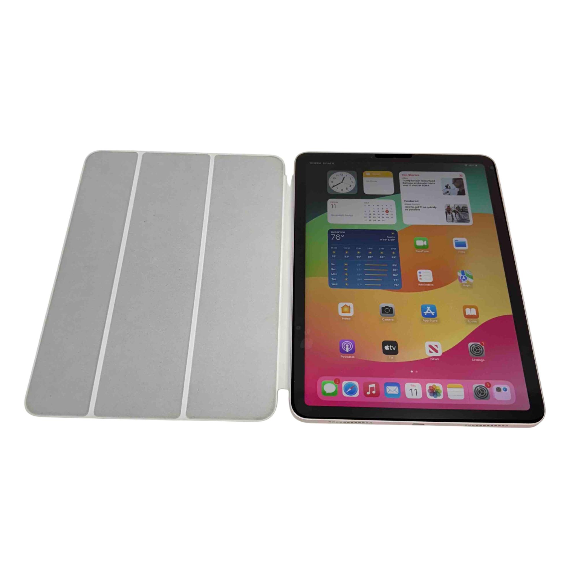 Apple iPad Air 5th Generation 64GB Wi-Fi Silver 10.9