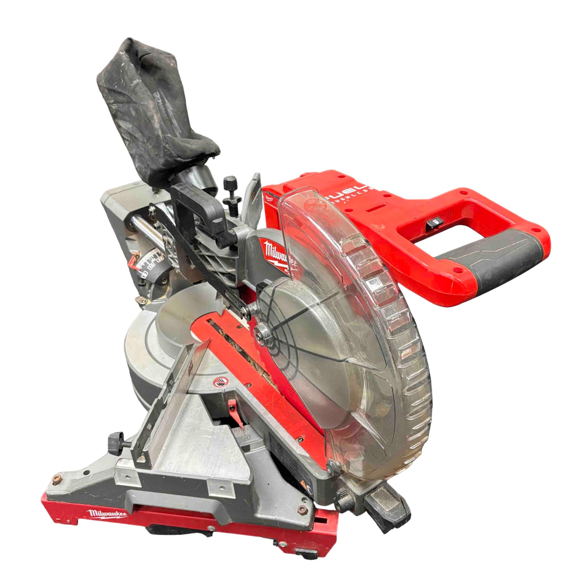 Milwaukee M18 FUEL 2739-20 12