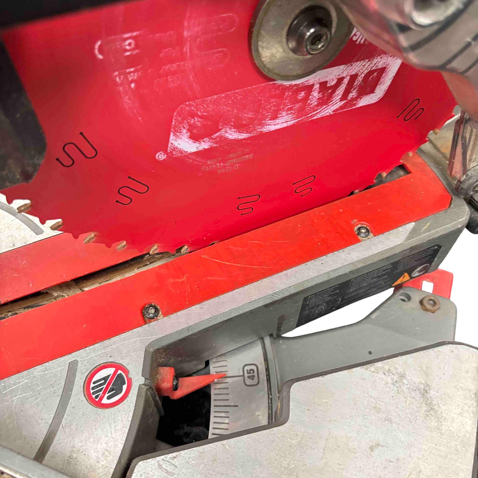 Milwaukee M18 FUEL 2739-20 12