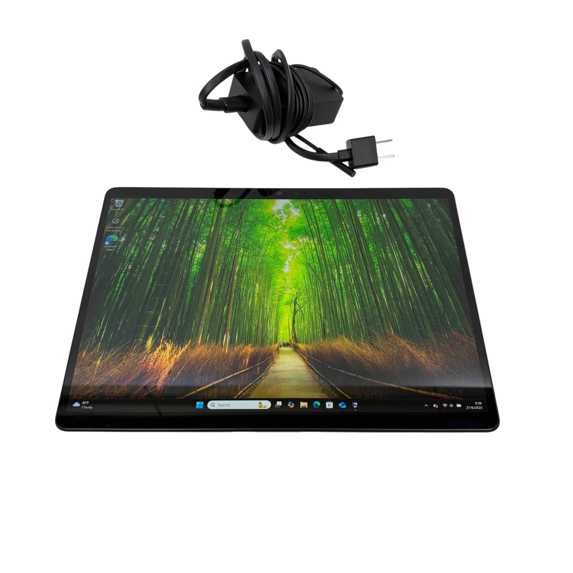 Microsoft Surface Pro X 1876 Win 11 SQ1 3.0GHz 8GB RAM 128GB SSD 13