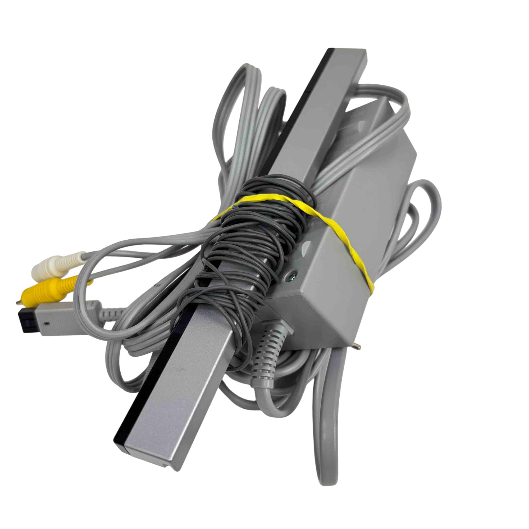 Nintendo Wii RVL-001 512MB Video Game Console Bundle - 4915