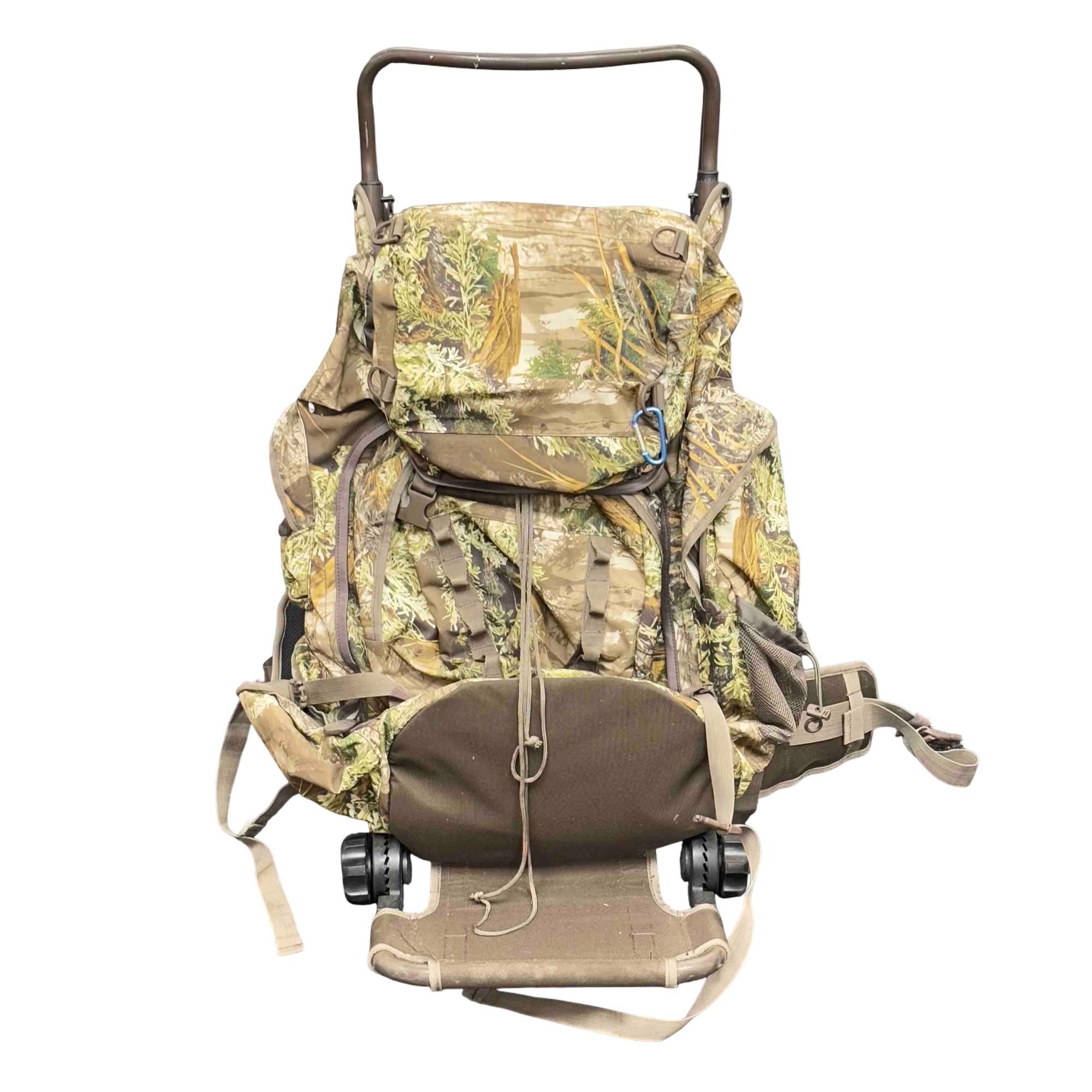 Hideaway Stand Camouflage Backpack Deer Stand