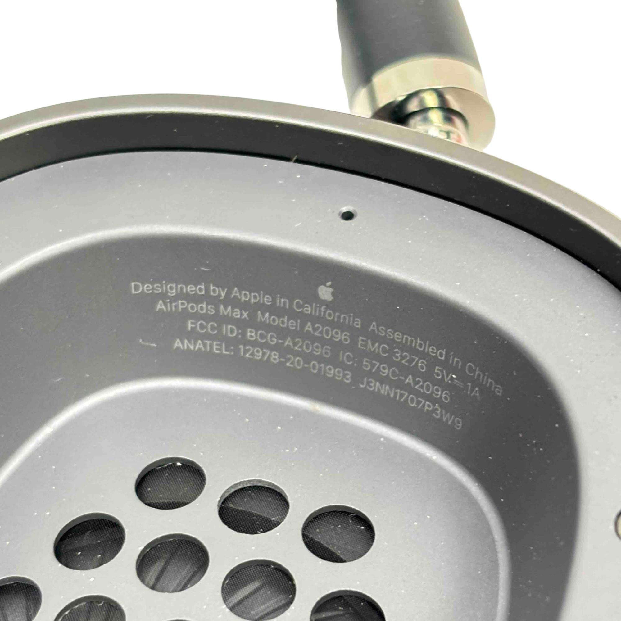 Apple AirPods Max A2096 Over-Ear Headphones Space Gray Apple AirPods Max A2096 Over-Ear Headphones Space Gray