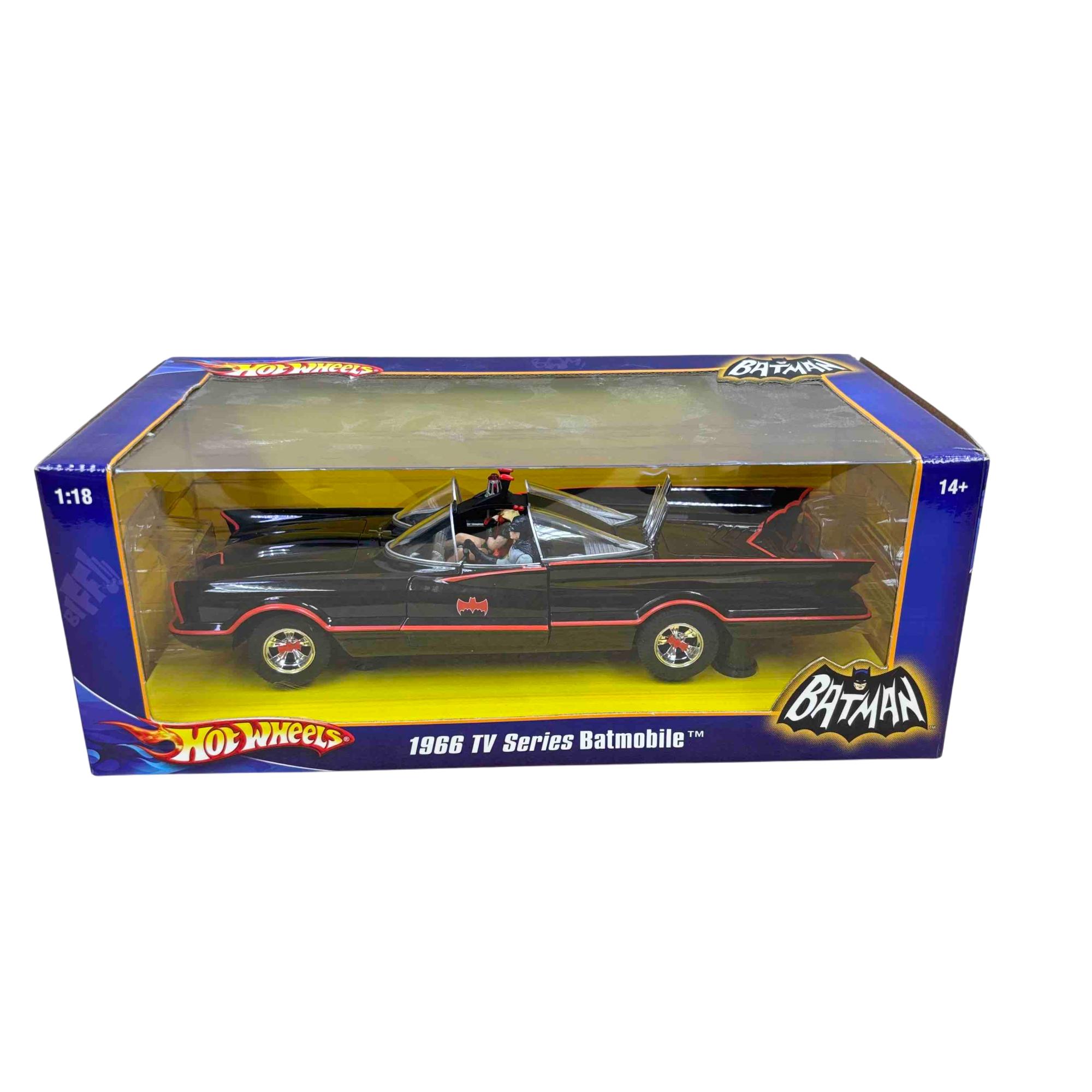 ミニカー Hot Wheels 1966 TV Series Batmobile 1:18 Amazon.com: Mattel Hot Wheels 1:18 1966 TV Series Batmobile