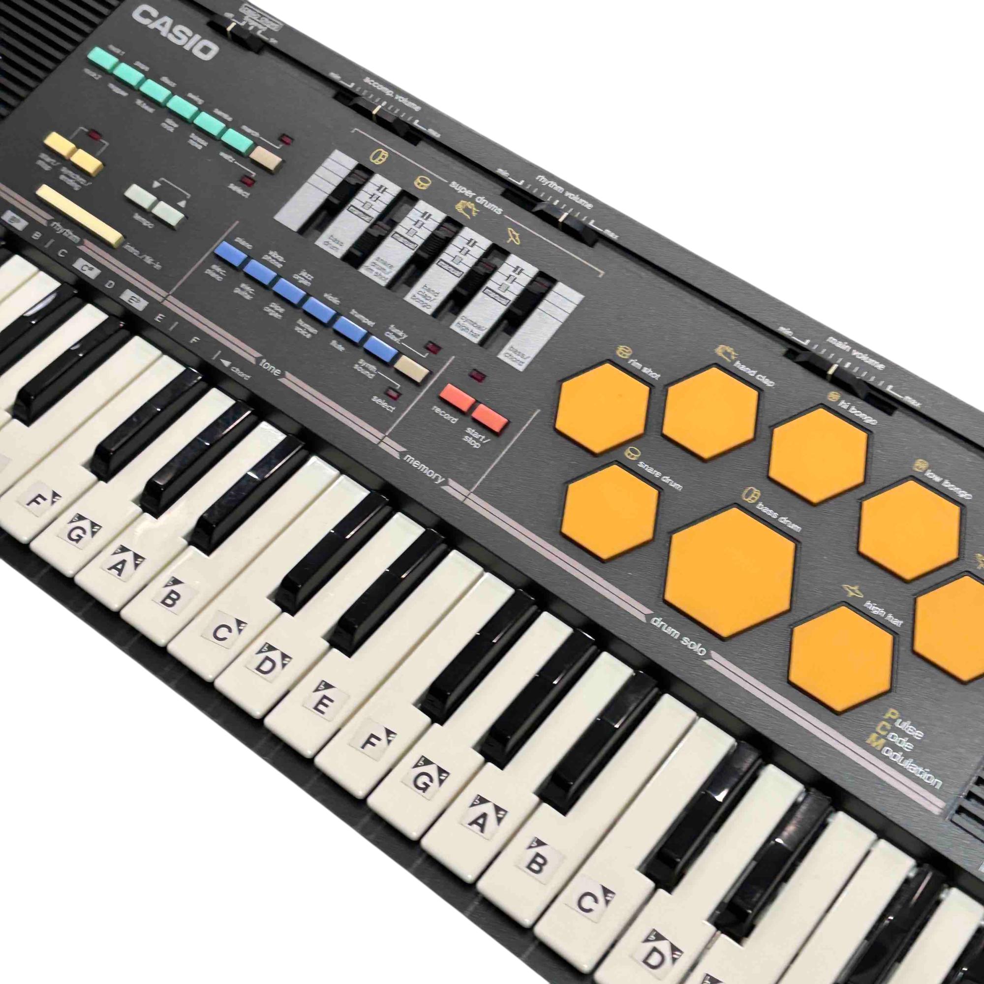 Casio Casiotone MT-520 Electronic Keyboard 49-Key Synthesizer