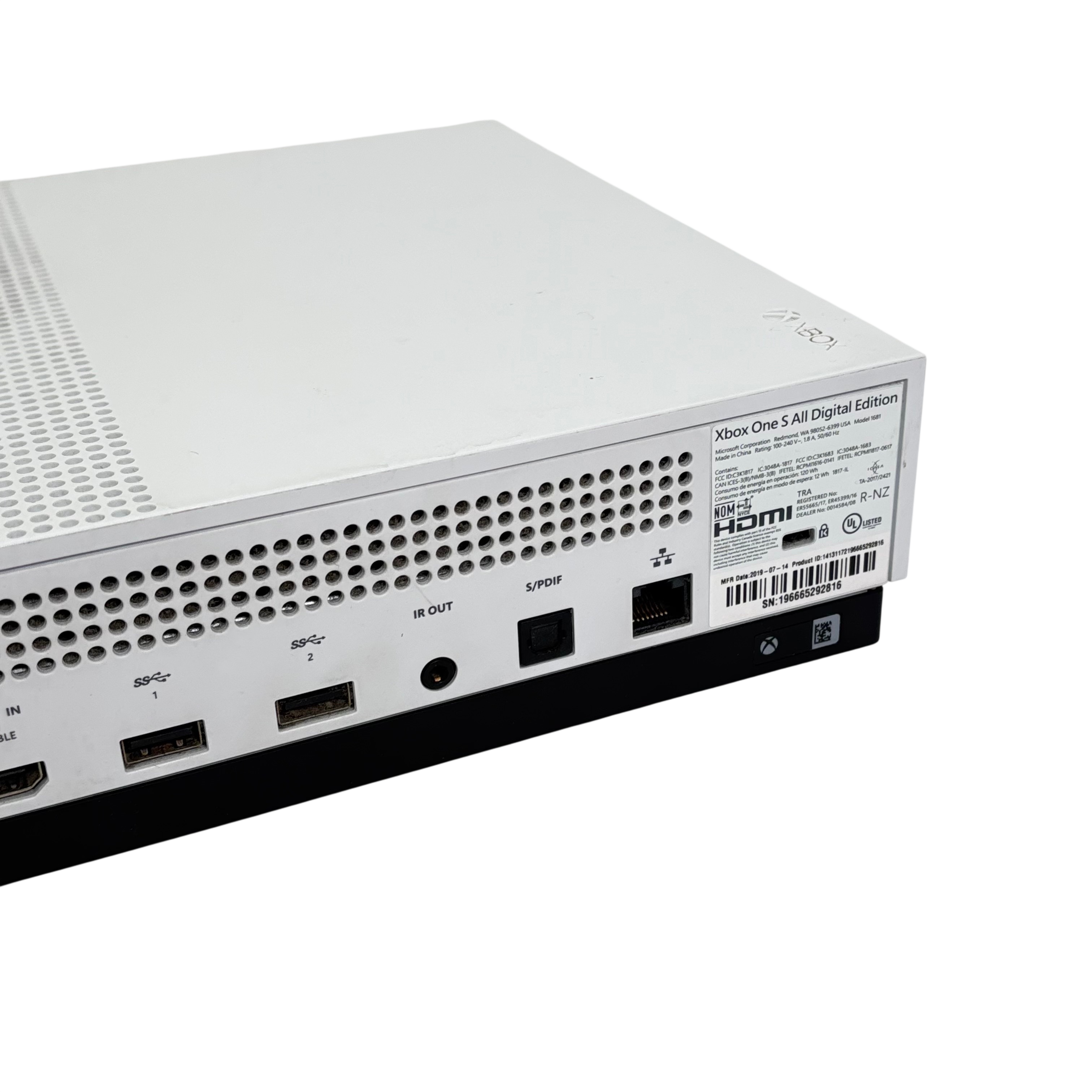 Microsoft 1681 Xbox One S 500GB All-Digital Edition Video Game