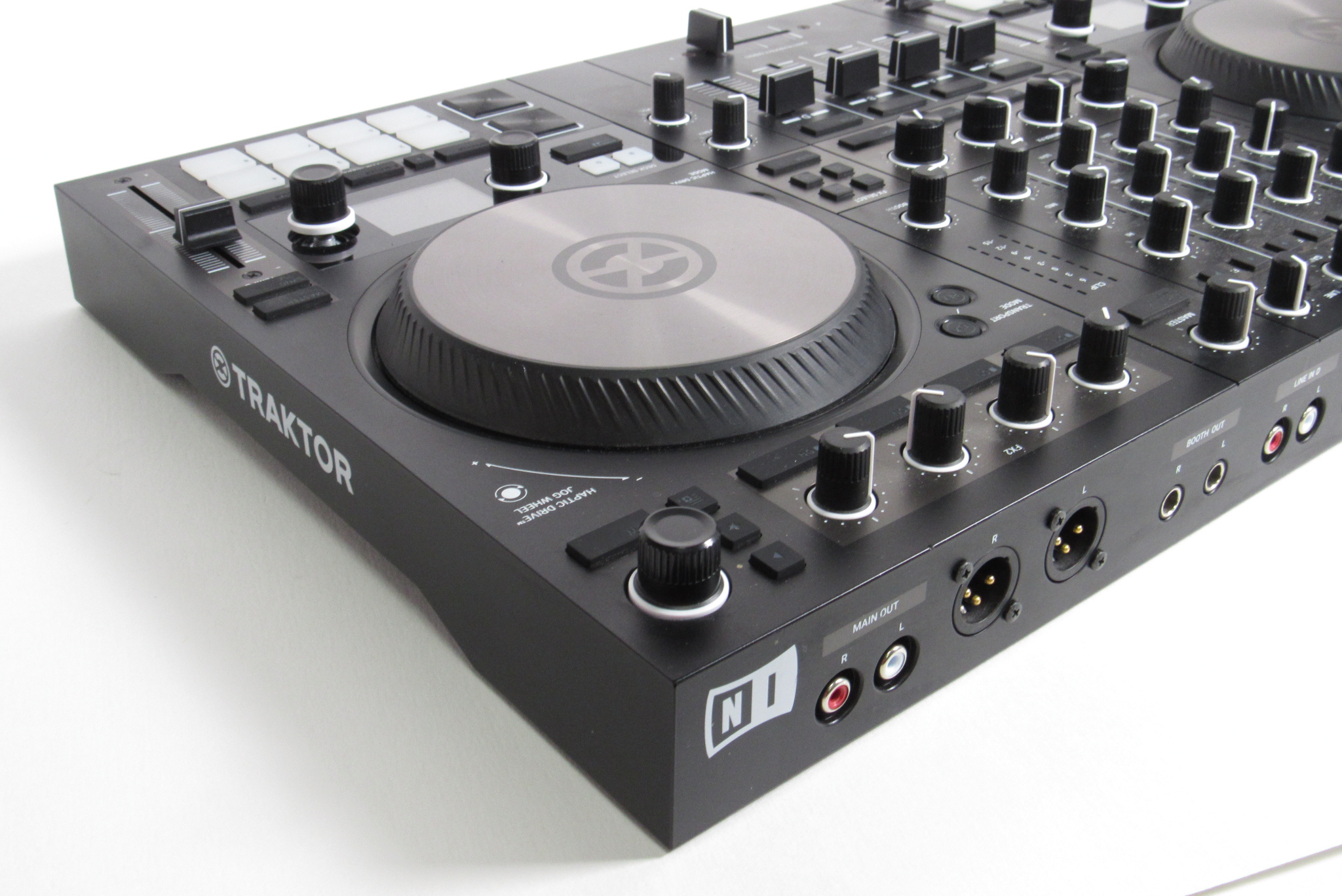 Traktor Kontrol S4 MK3 4-Channel DJ Controller & Travel Case - No