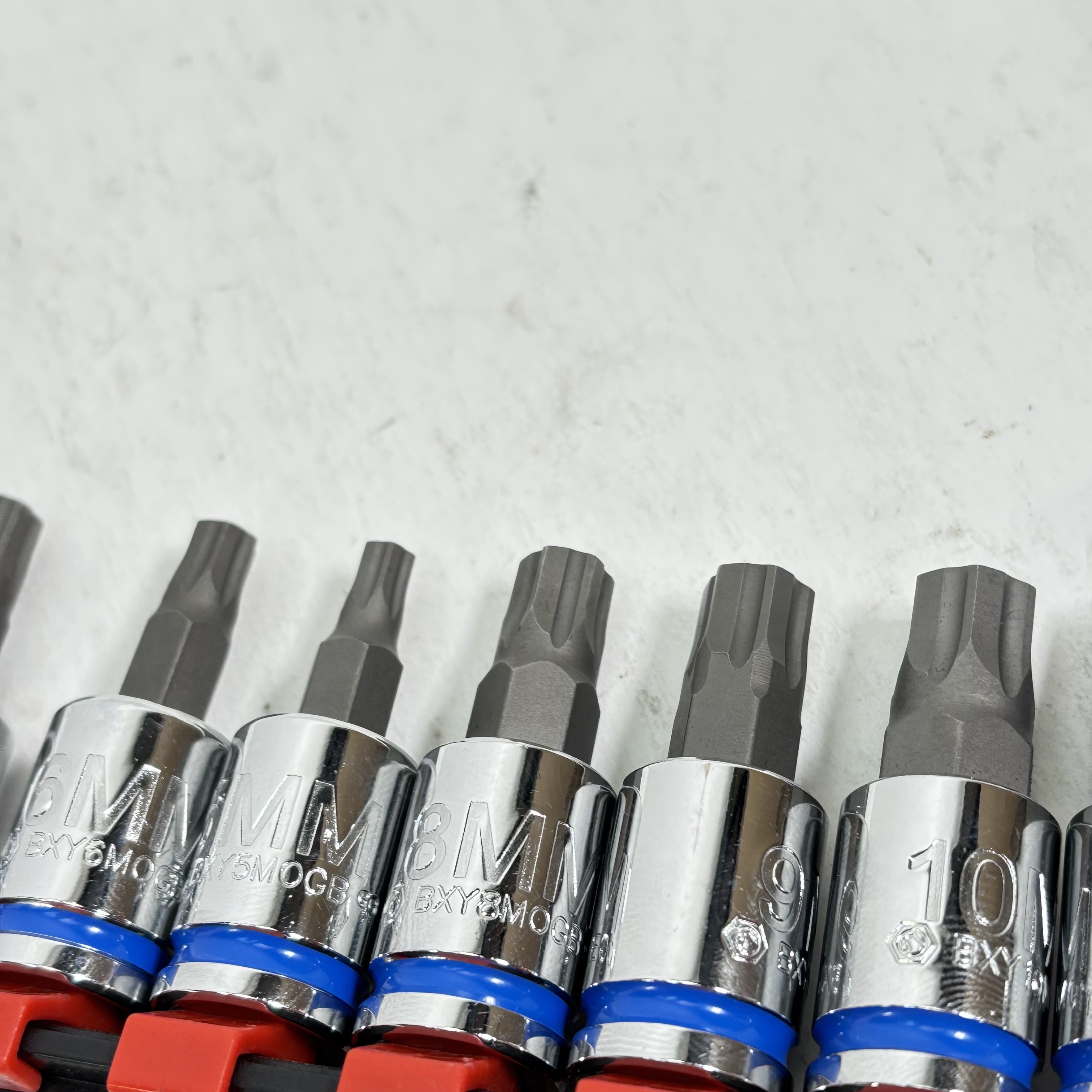 Matco Tools SBXYM8OGB 8-Piece 3/8'' Drive Metric 4-11mm Hex Bit