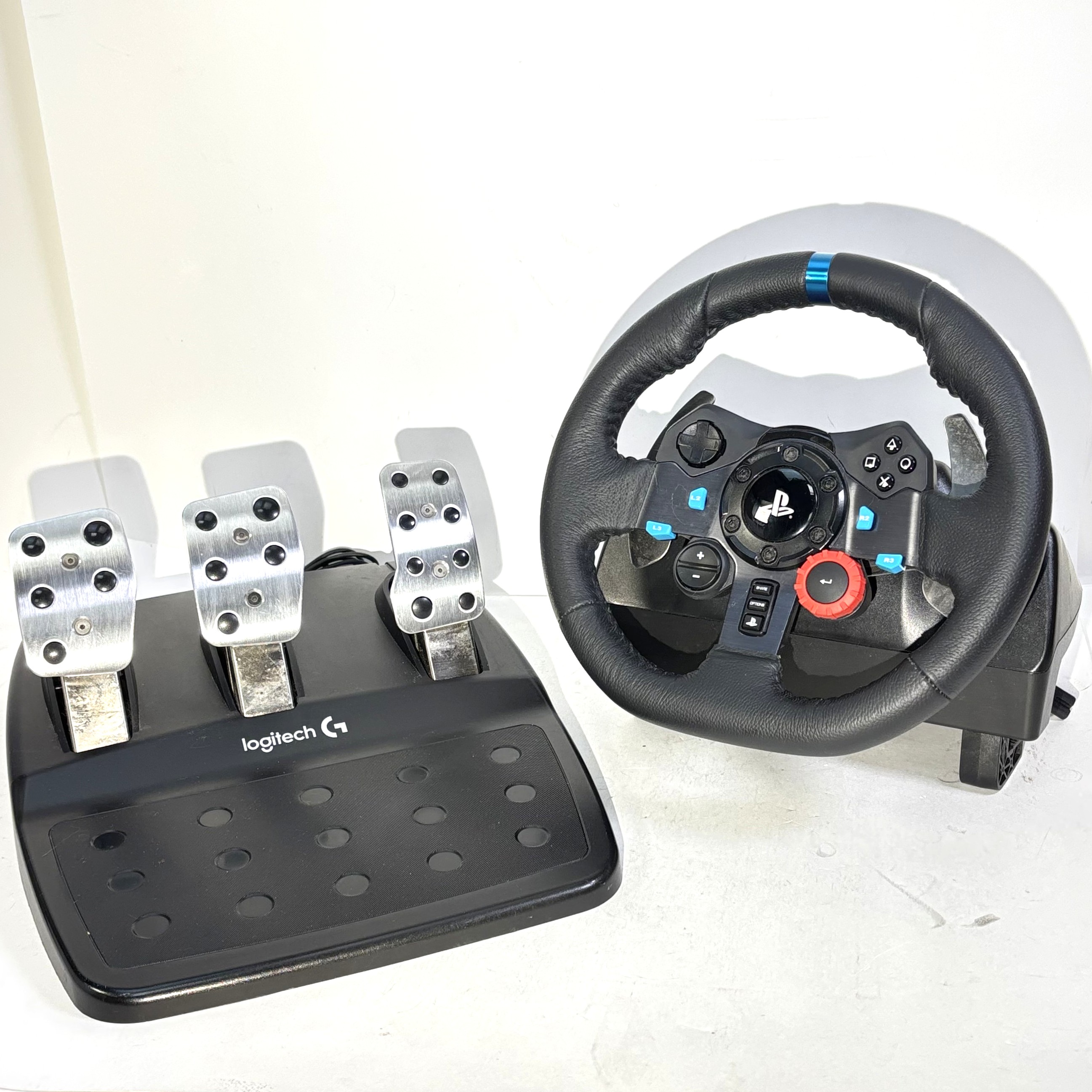 Logitech G29 900-Degree Rotation Dual-Motor Force Feedback Racing