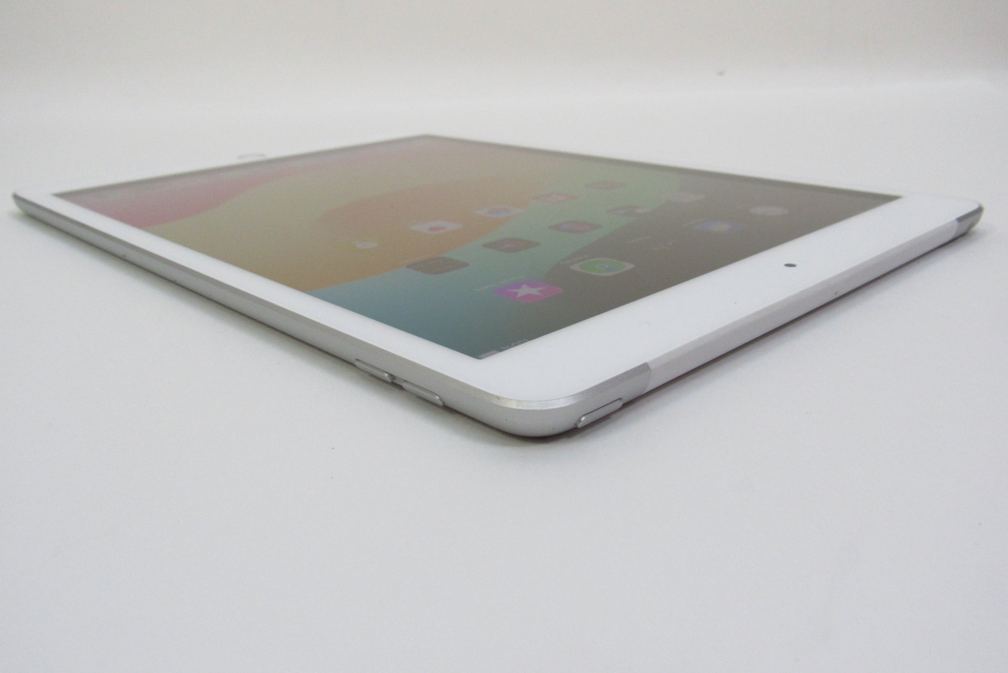 Apple - iPad（7th Generation）Wi-Fi 32GB silver Amazon.com: Apple 2019 iPad 7th Gen (10.2-inch, Wi-Fi, 32GB