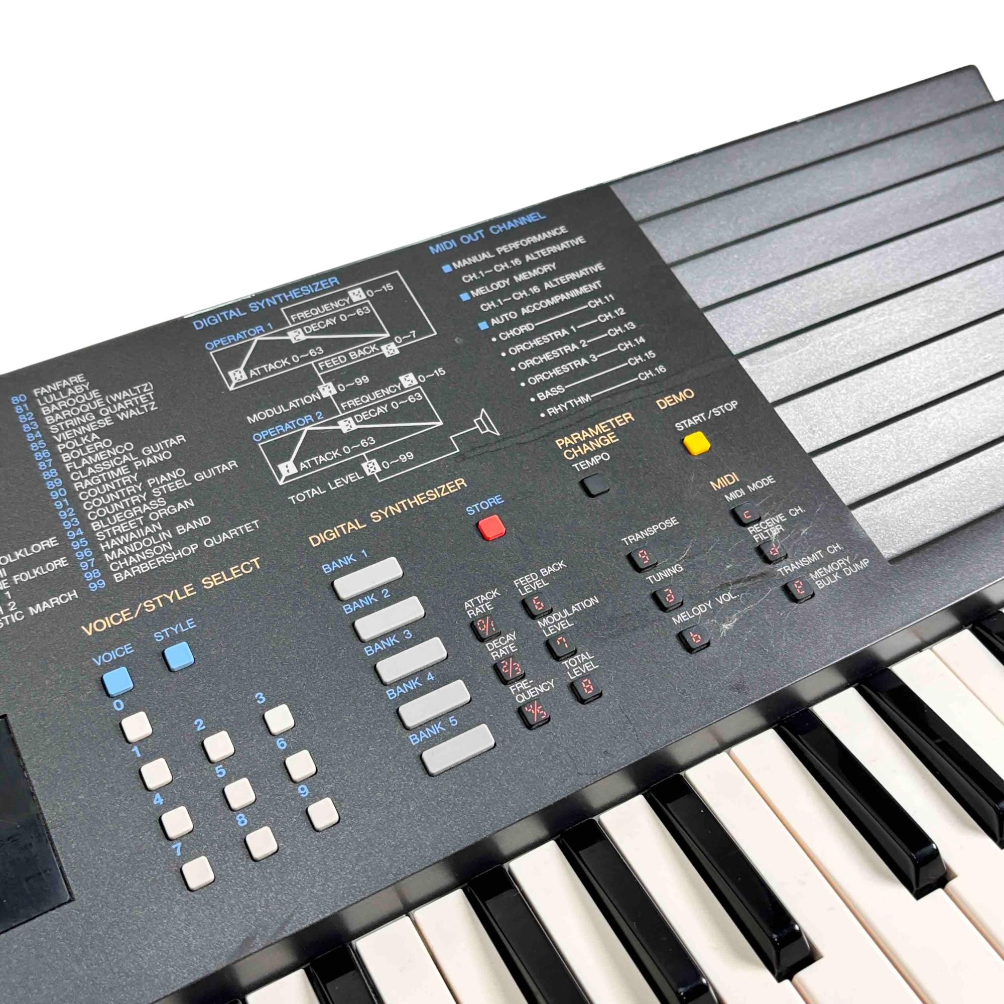 Yamaha PortaSound PSS-680 61-Key Digital Keyboard Music