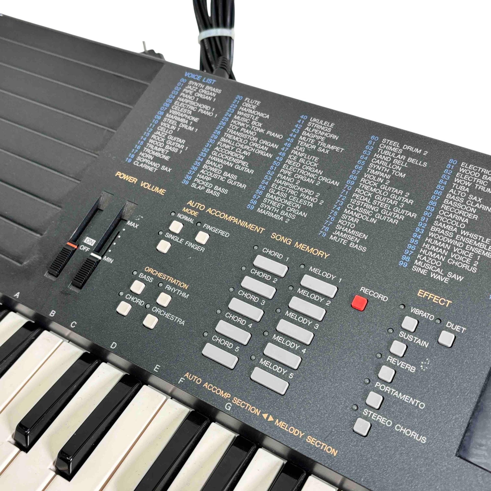 Yamaha PortaSound PSS-680 61-Key Digital Keyboard Music