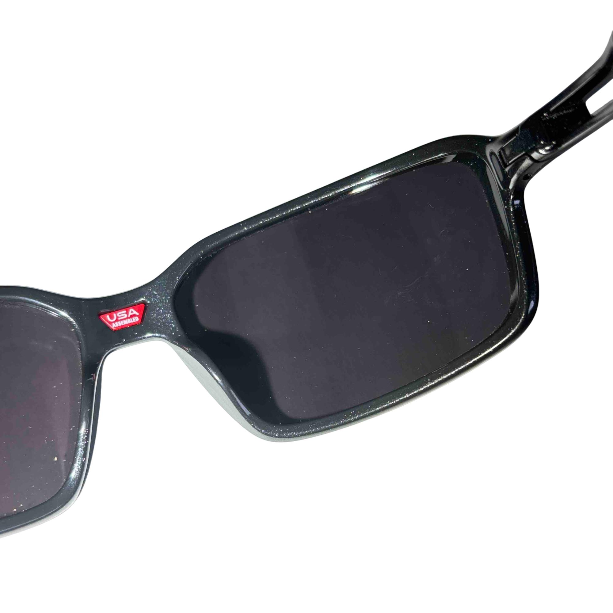 Oakley OO9429-0464 SIPHON Sunglasses - Black