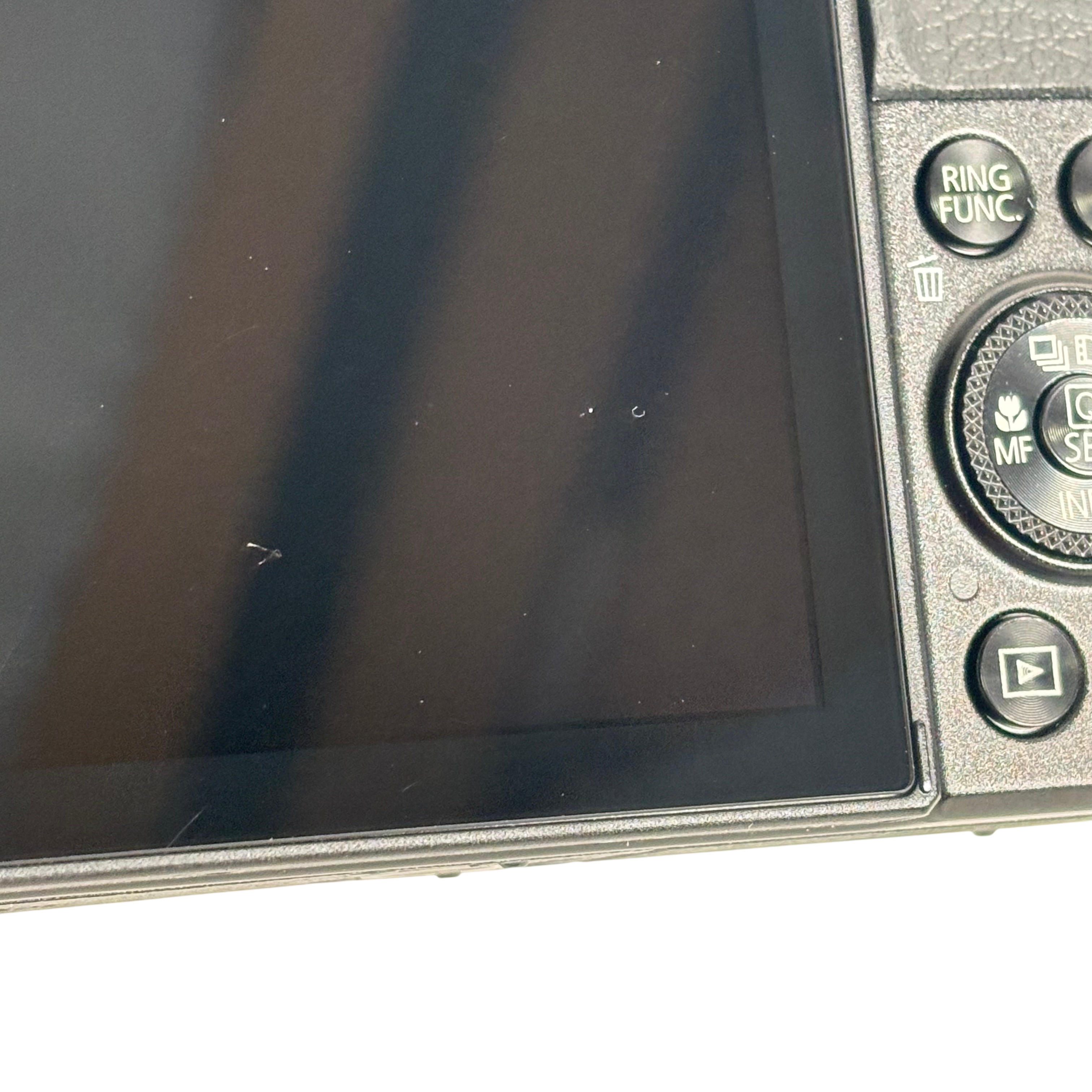 Canon PowerShot G7X Mark II f/1.8-2.8 20.1 Megapixel Digital Camera