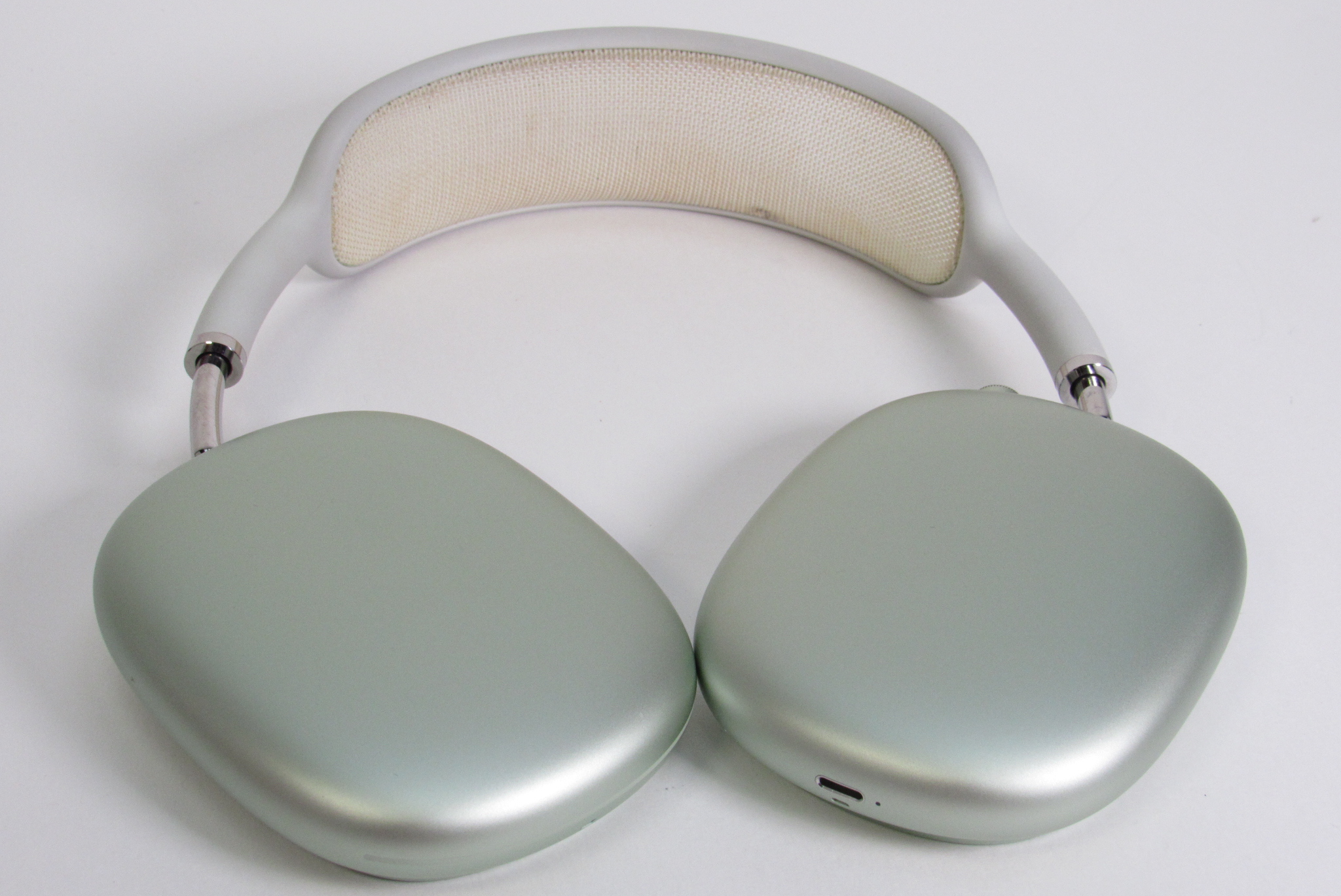 Apple AirPods Max (A2096) Over-Ear Headphones - Sage Green