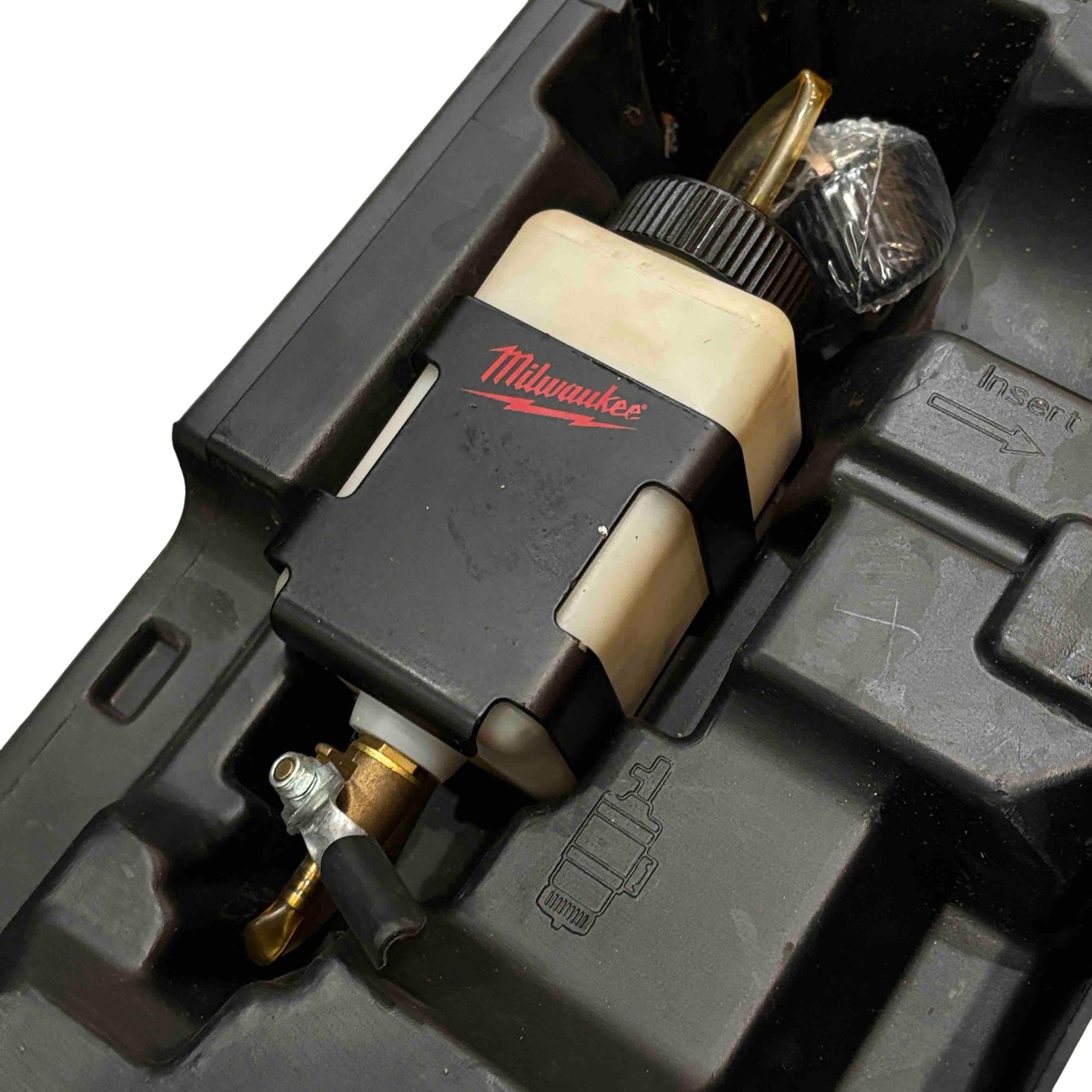 Milwaukee 2788-22HD M18 FUEL Li-ion Lineman High Demand Magnetic