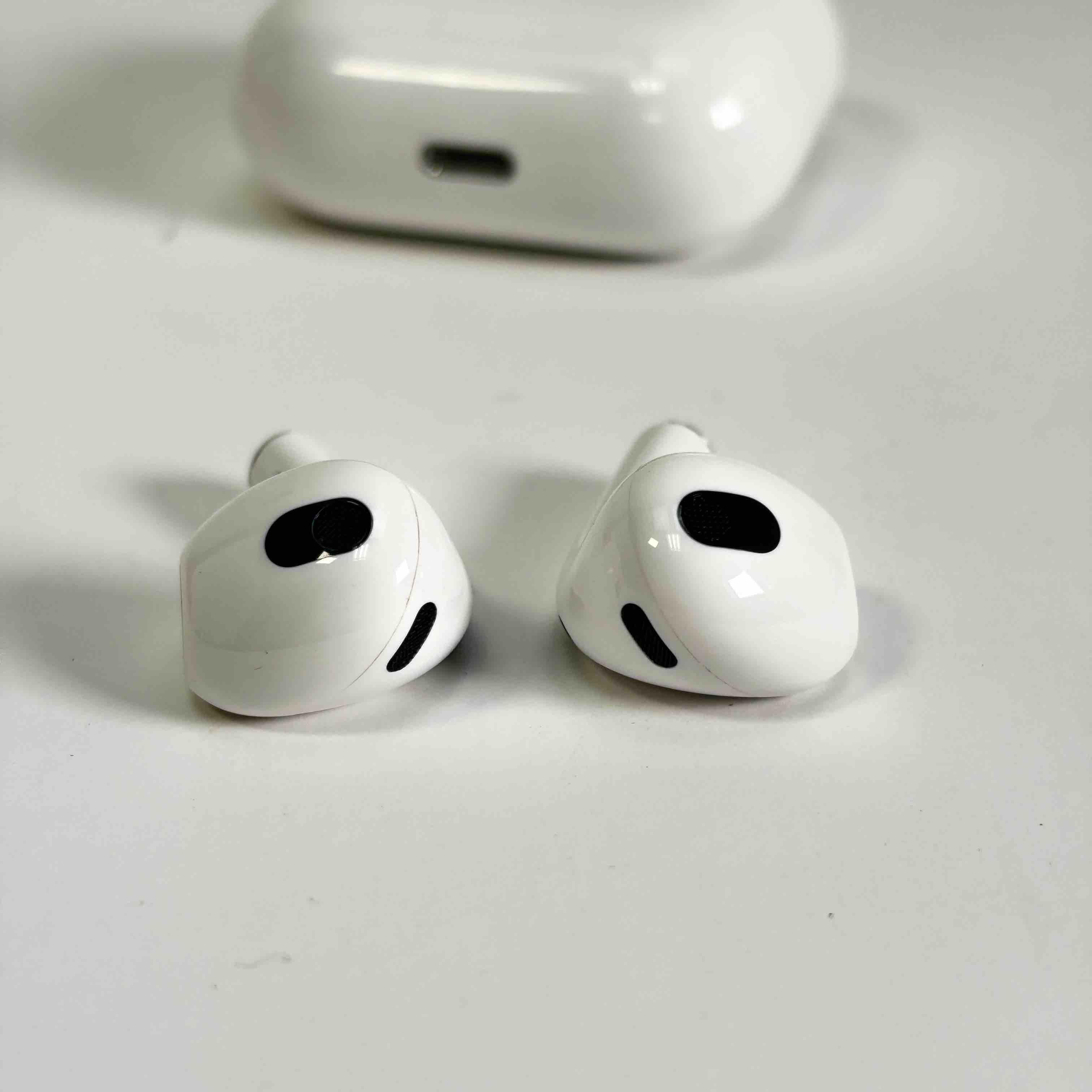 Earbud For Apple AirPods 3rd Gen Left (L) A2564 Bluetooth