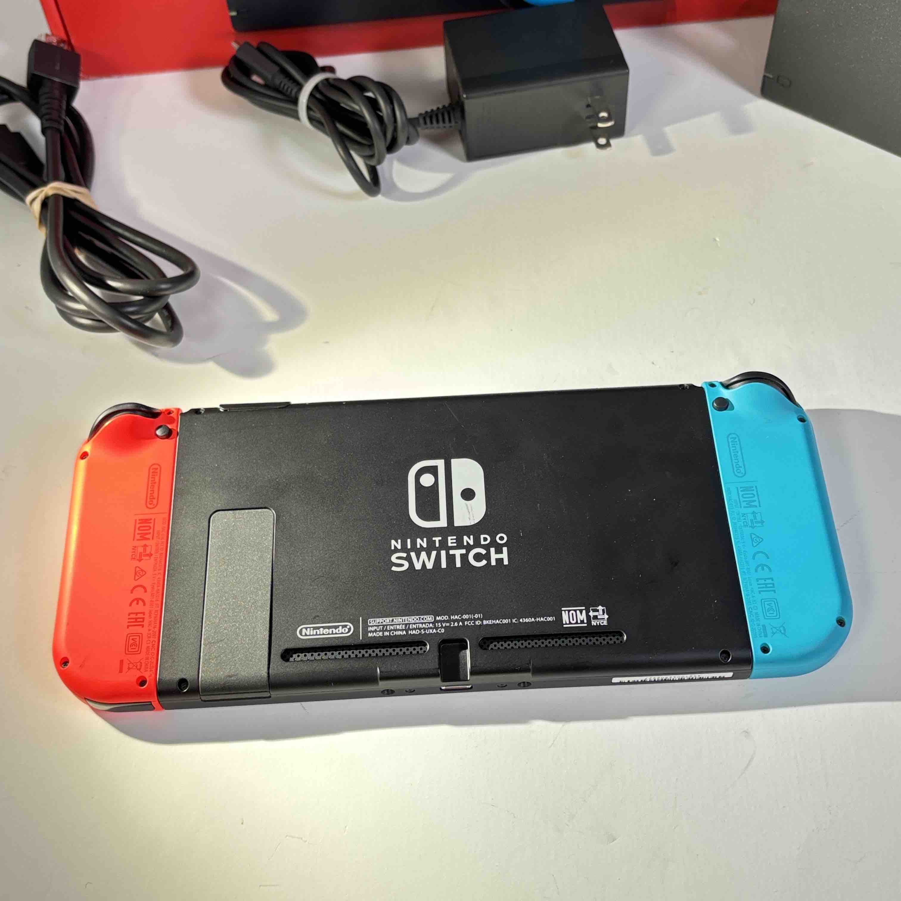 か*8様 Switch Nintendo Switch HAC-S-KACEA Nintendo Switch 32 GB Console w/ Gray Joy Con (HACSKAAAA) +