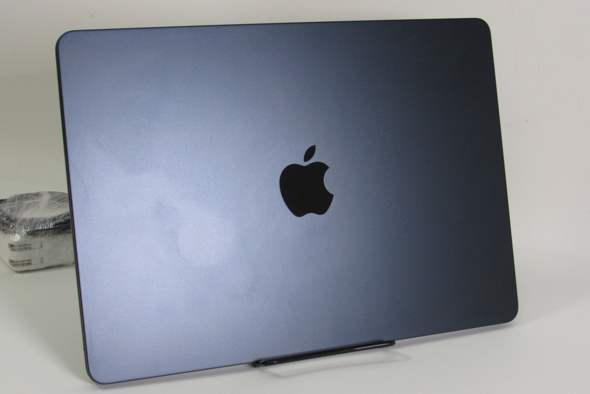 MacBook本体 Apple MacBook Air M2 2022 24GB 500GB Amazon.com: Apple 2022 MacBook Air with Apple M2 Chip (13