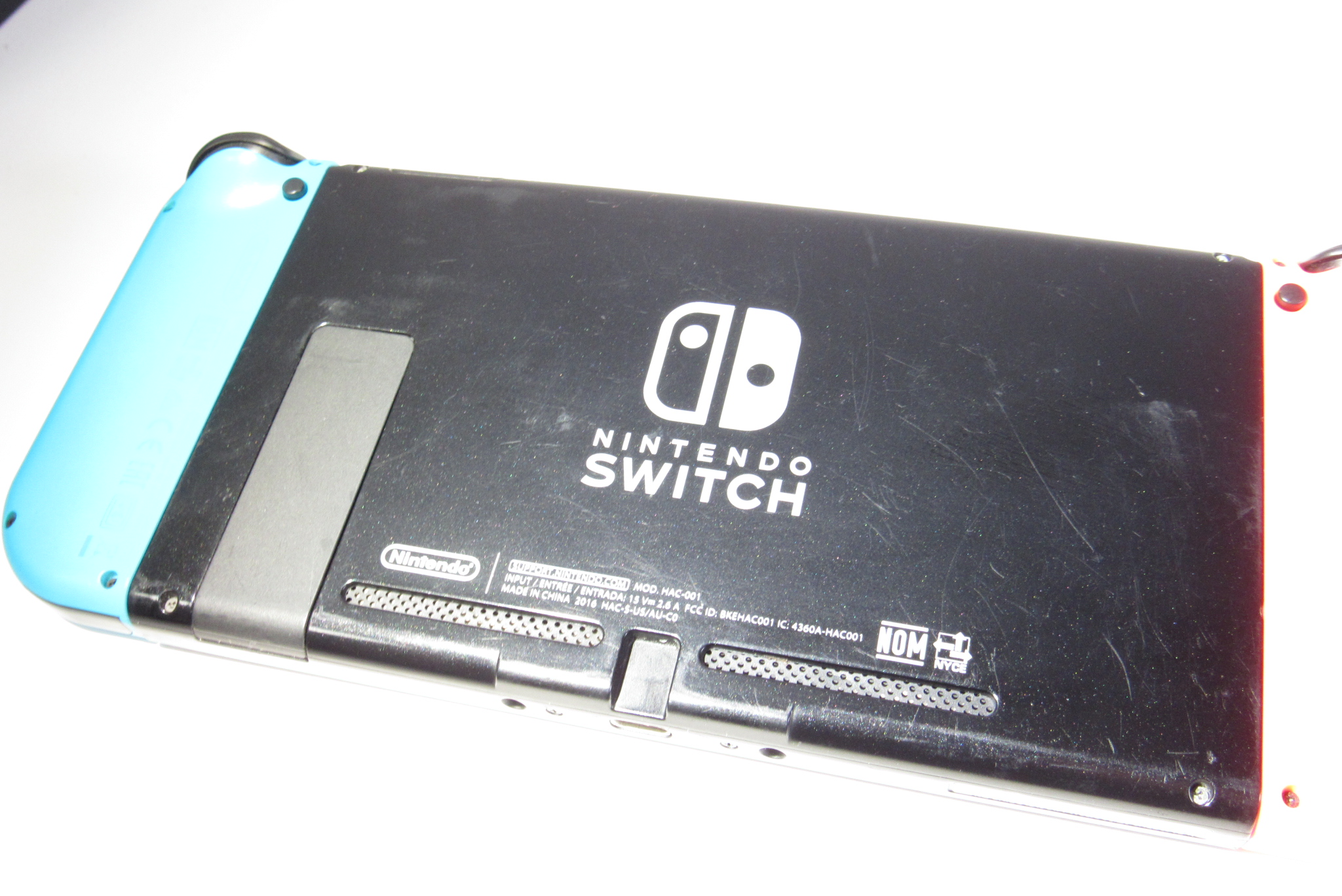 ニンテンドー　Switch Amazon.com: Nintendo 2020 Premium Switch 32GB Console Family