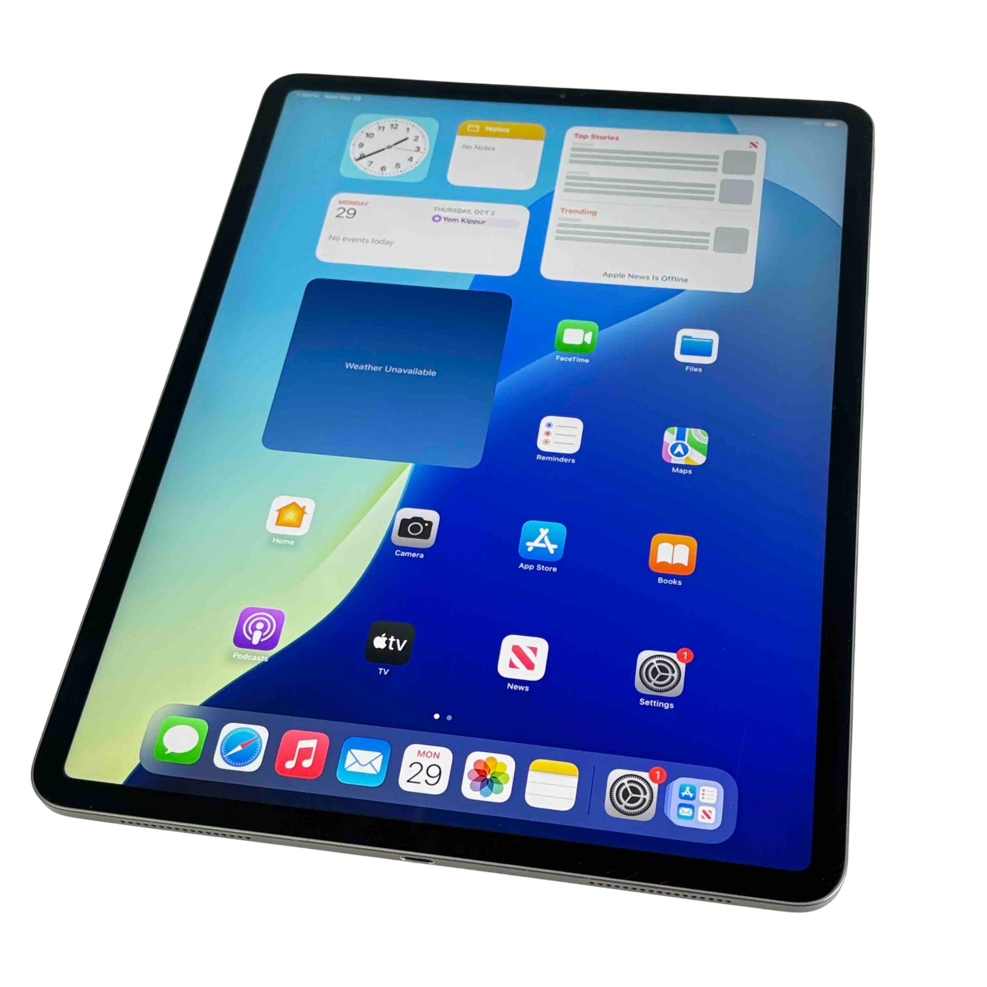 Apple iPad Pro 3rd Gen MTEL2LL/A 64GB 12.9'' Wi-Fi Tablet - Space Gray