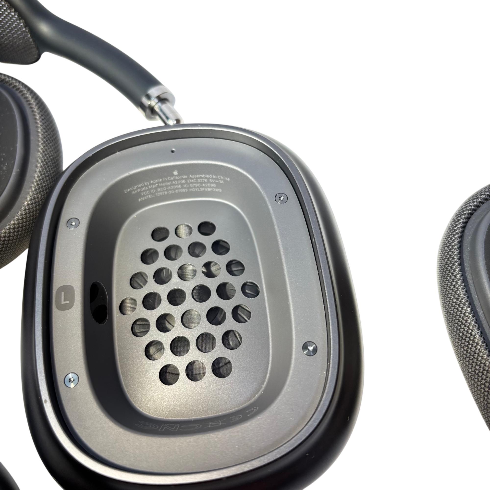 Apple AirPods Max A2096 Bluetooth Noise-Cancelling Over-Ear