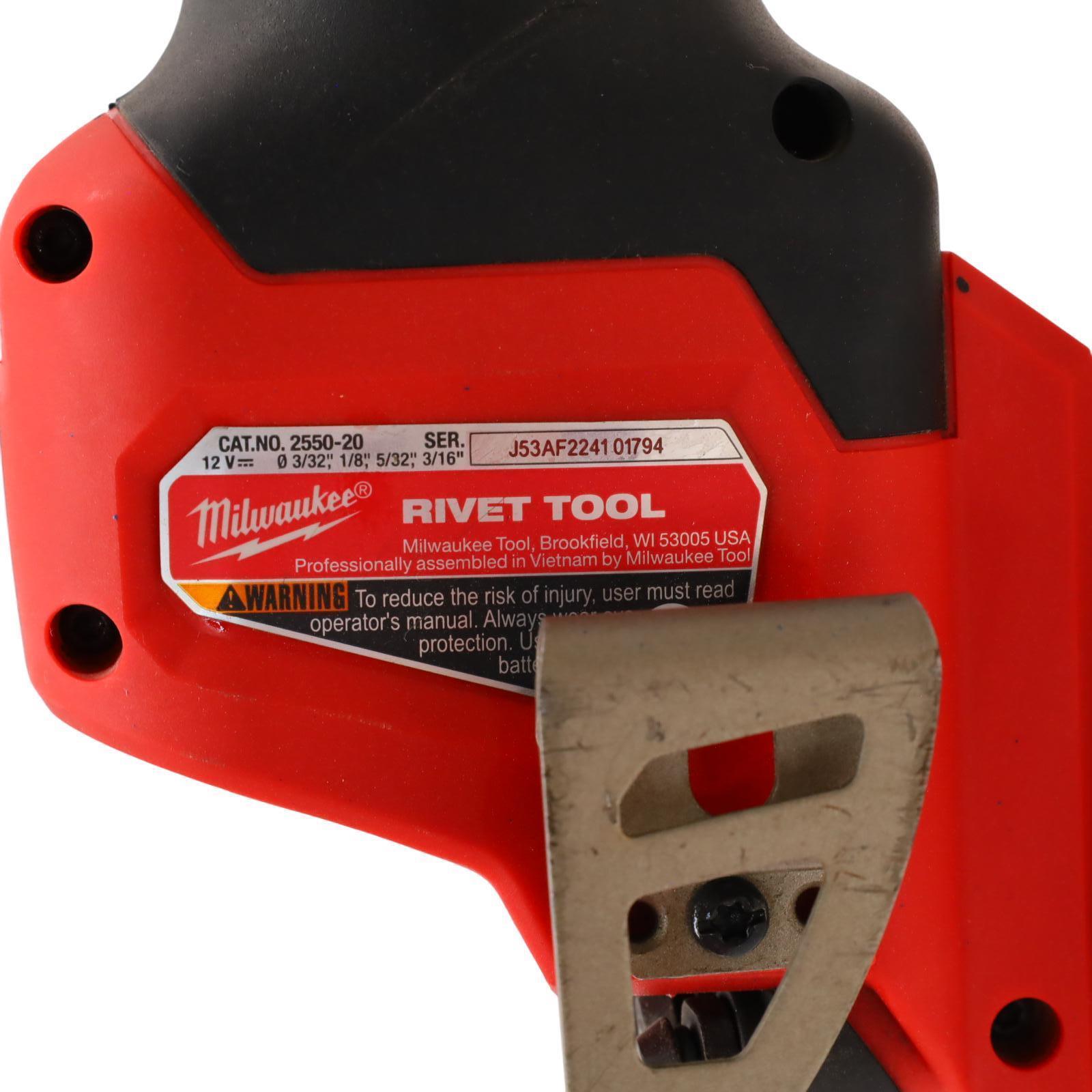 Outil à Rivets Sans Fil Milwaukee M12 2550-20 - 12V Lithium-ion - Occasion Fonctionnel (outil Seul, Sans Accessoires)