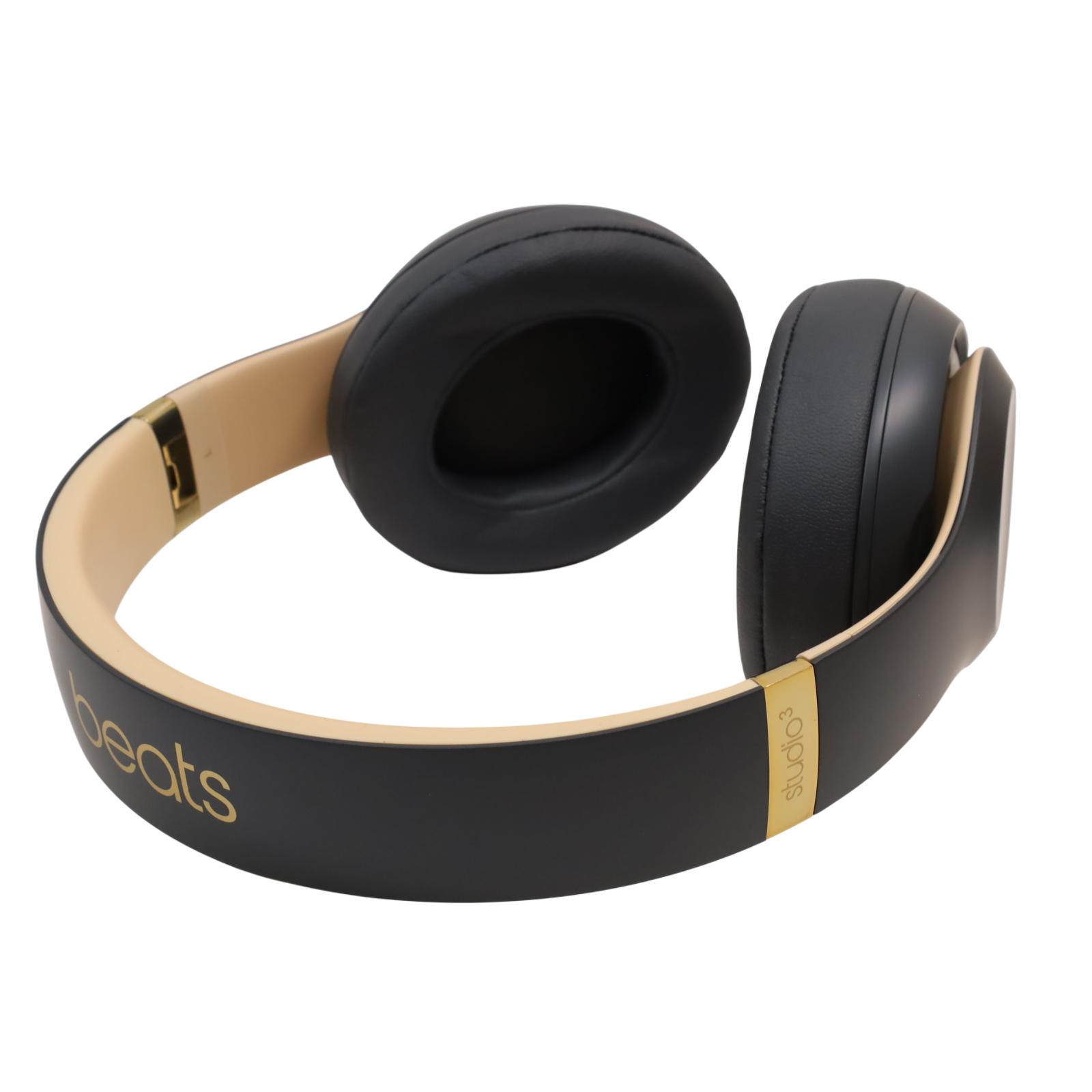 Beats by Dr. Dre Studio3 MXJ92LL/A Wireless Noise Cancelling