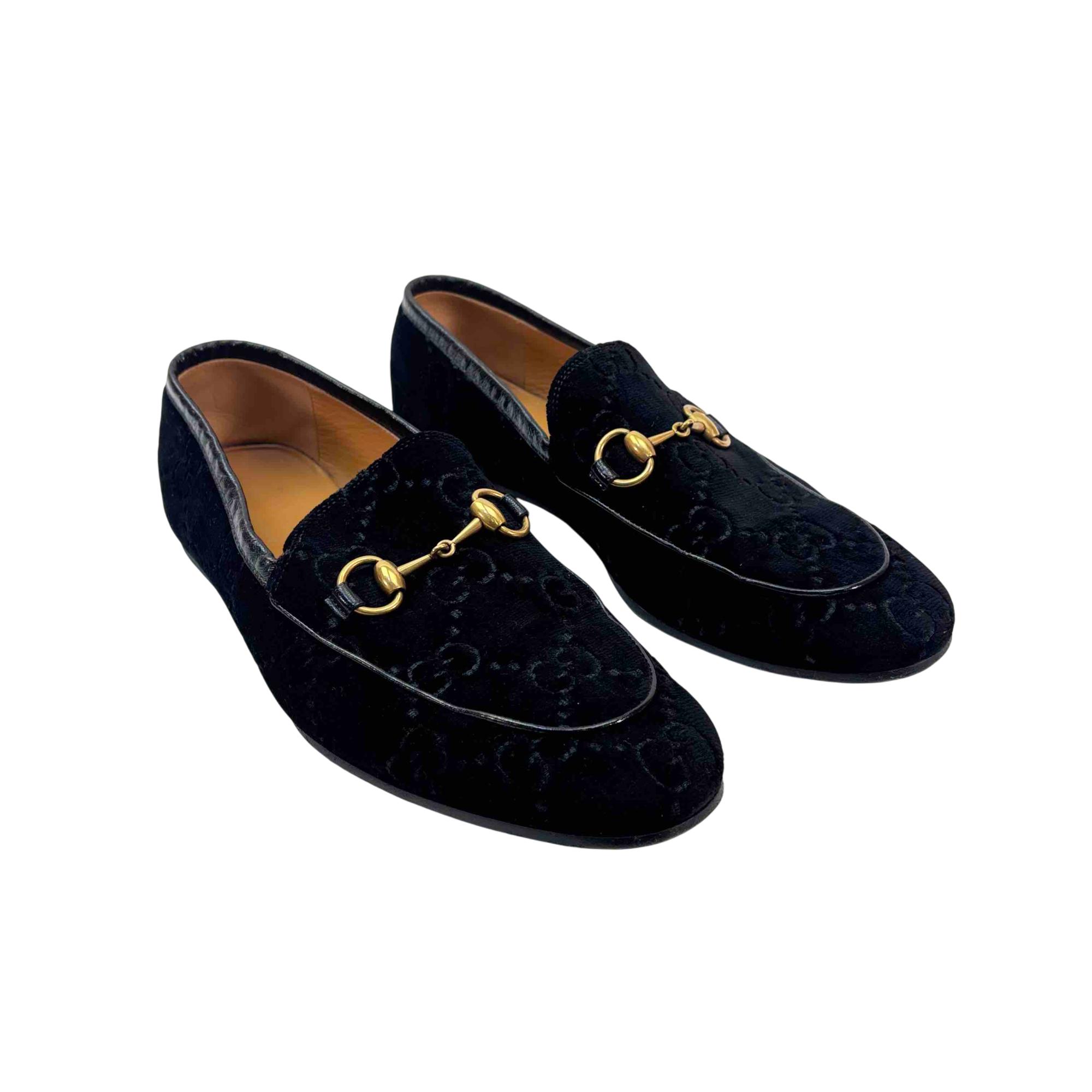 Luxurious Black Velvet Loafers with Gold Detailing Handcrafted black velvet loafers finished with intricate  main image 3
