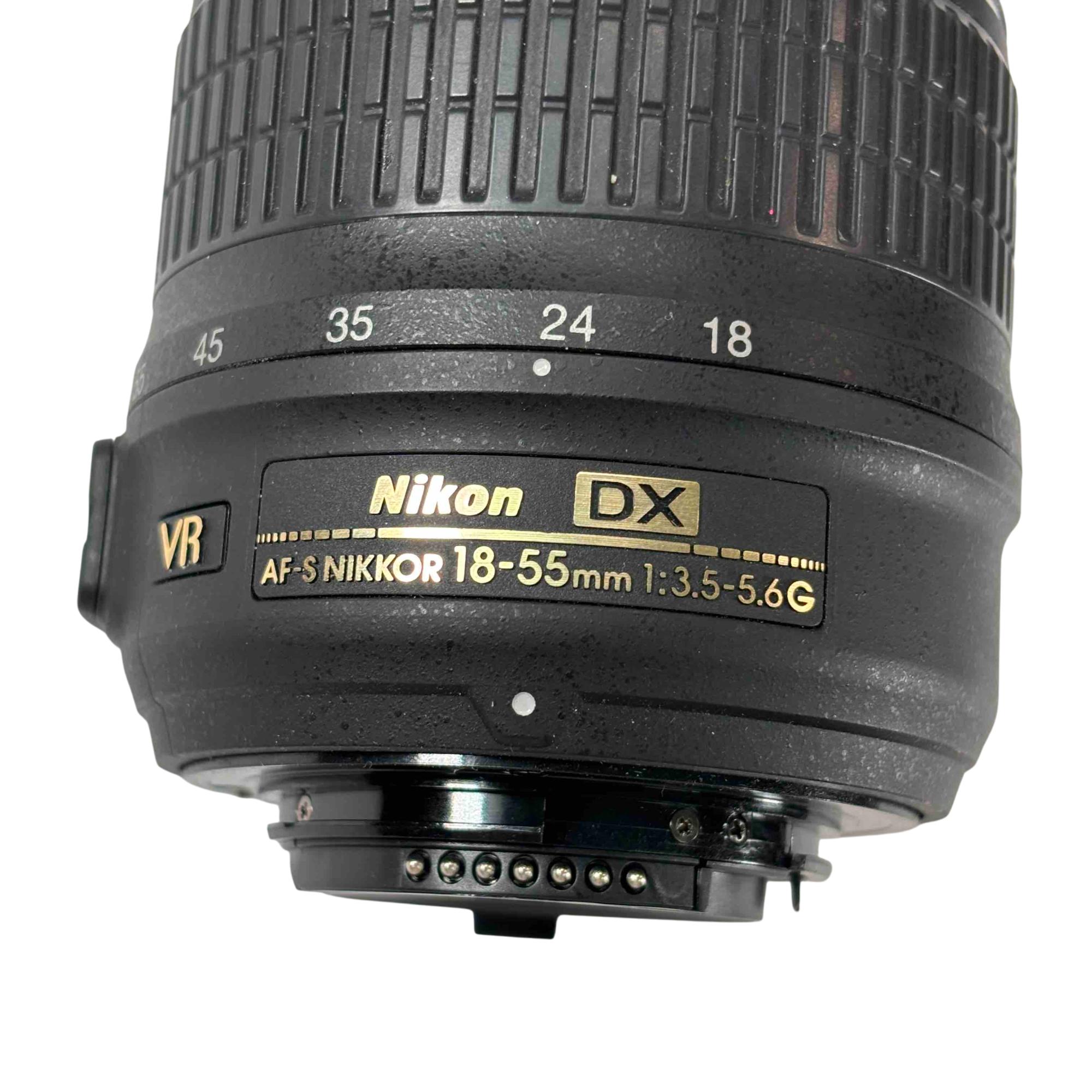 Nikon D5200 24.1MP DX-format CMOS 3-Inch Vari-Angle LCD