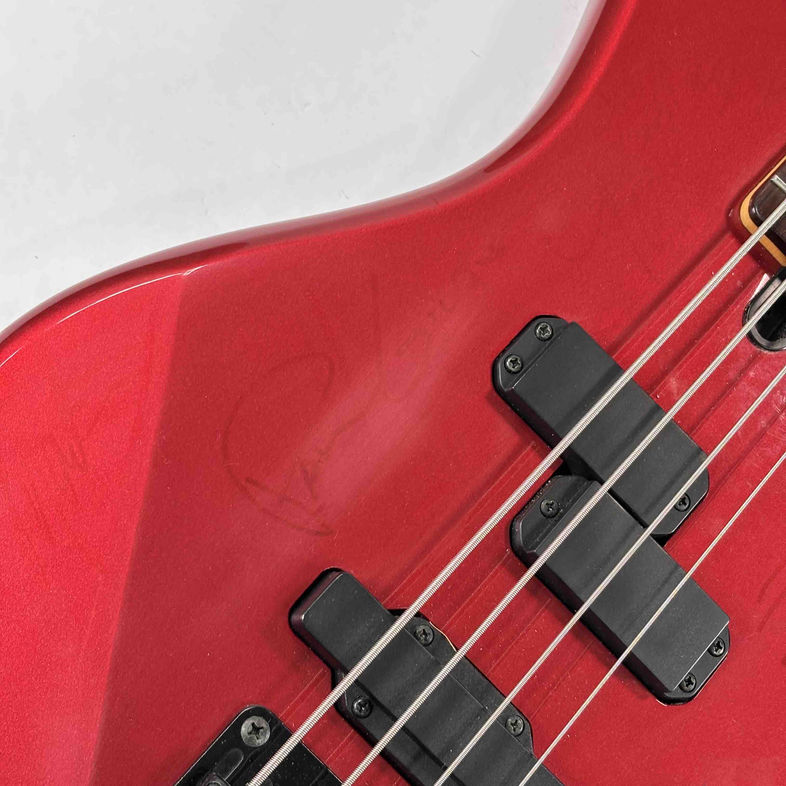 YAMAHA　RBX550R Yamaha RBX550 Right-Handed 4-String 22-Fret Solidbody