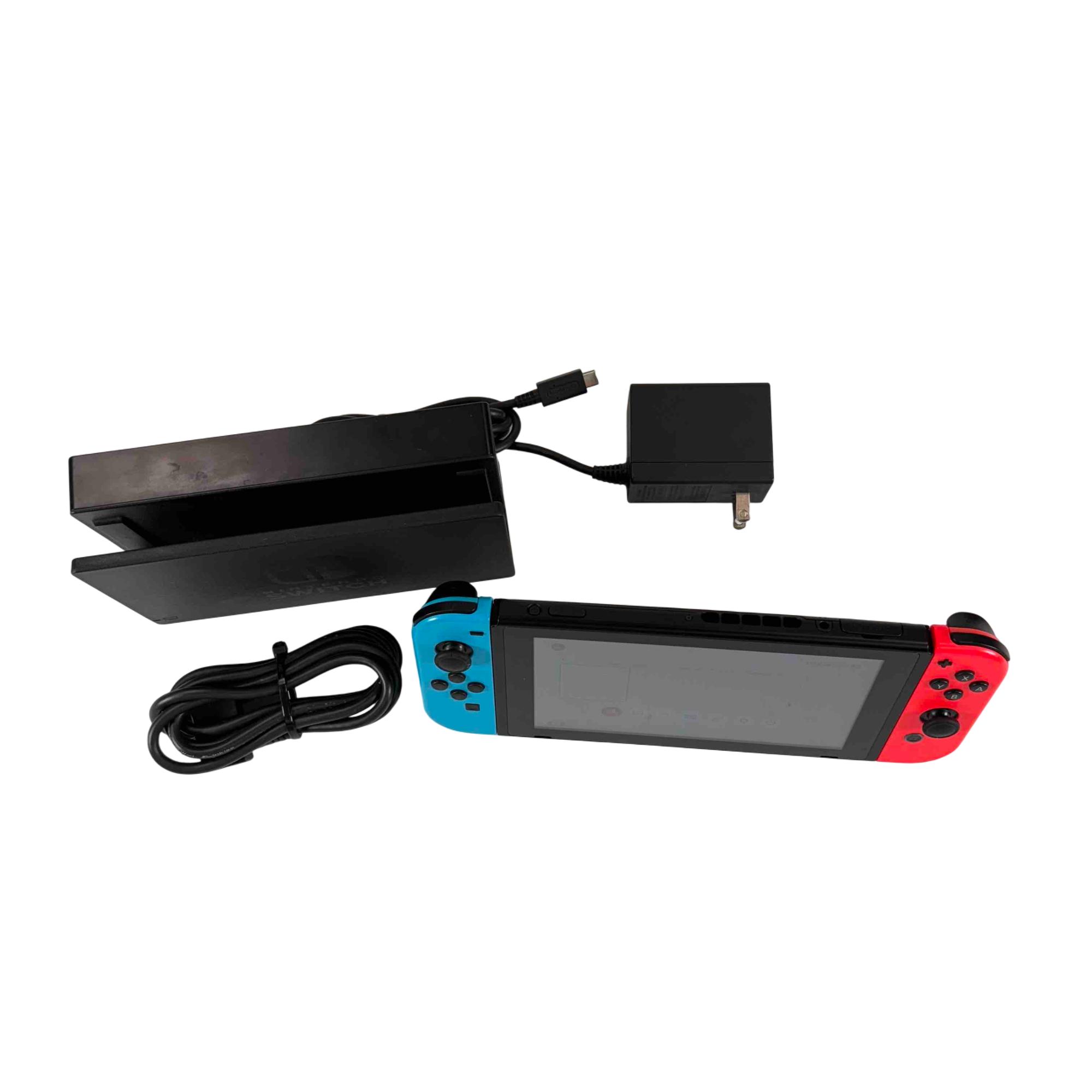 Nintendo Switch HAC-001 + ゲーム2本 61L7dvpqIxL._UF350,350_QL80_.jpg
