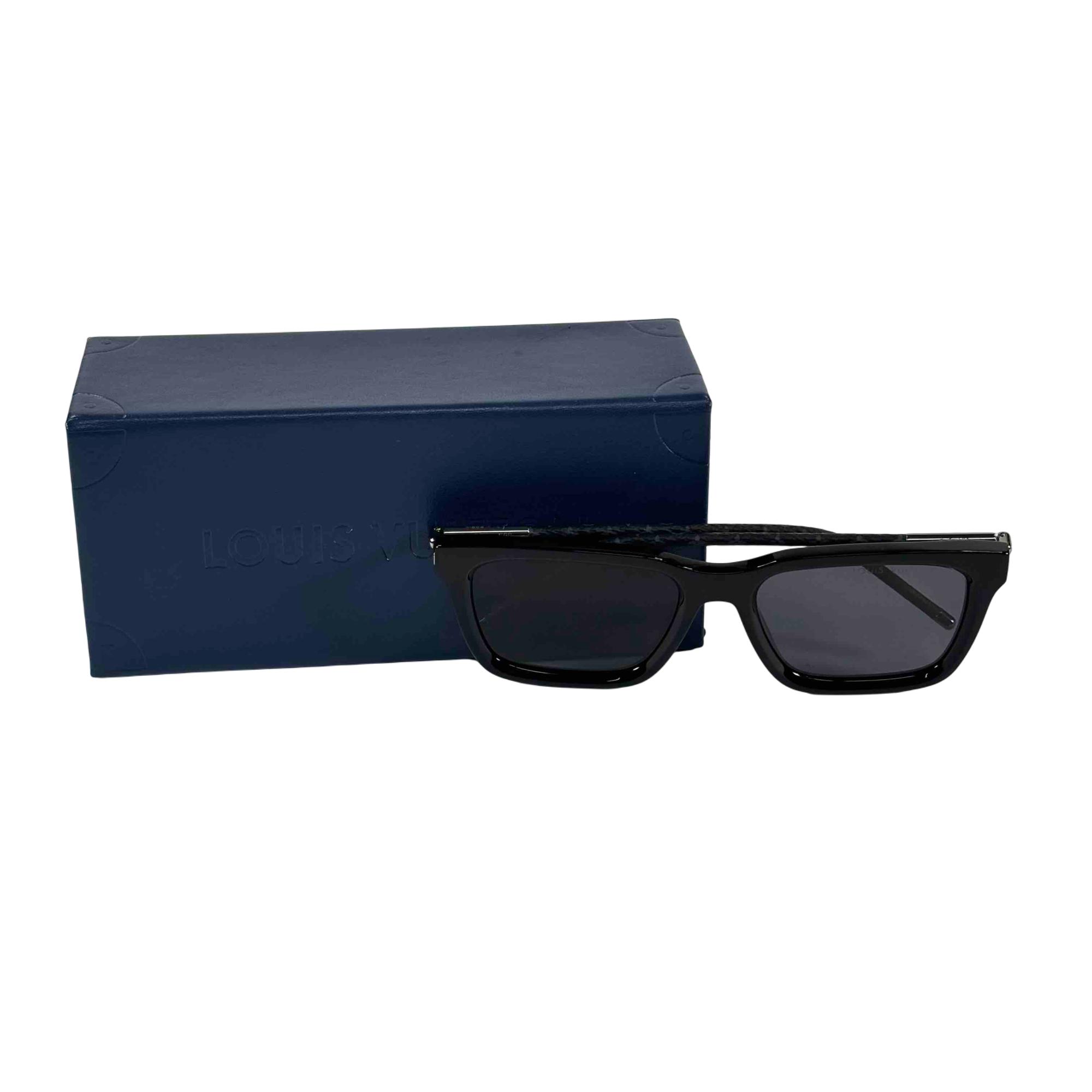 Louis Vuitton Z1830U LV Blaze Square Black Frame Grey Lens Fashion