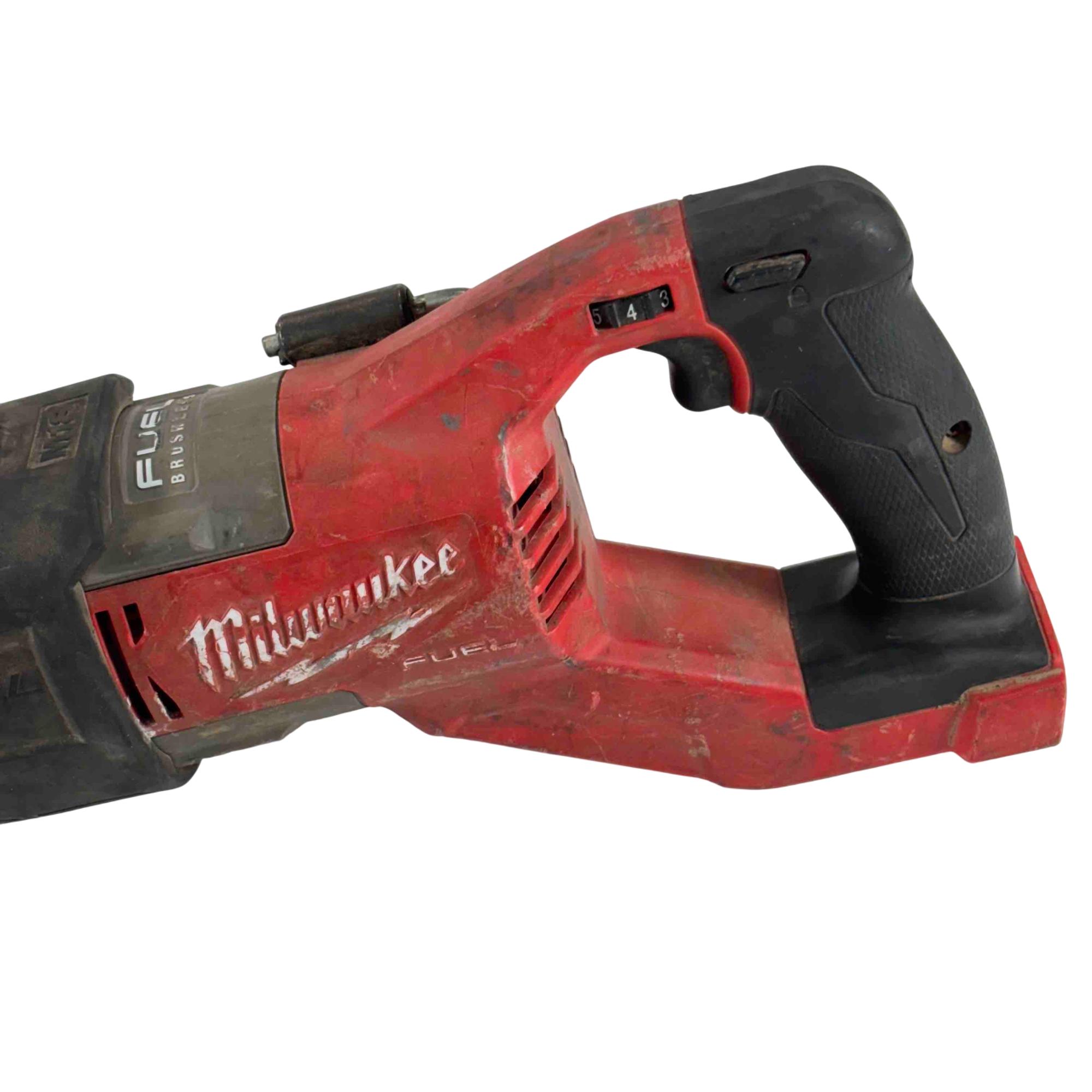 Milwaukee 2722-20 M18 Fuel 18V Li-Ion Super Sawzall Orbital