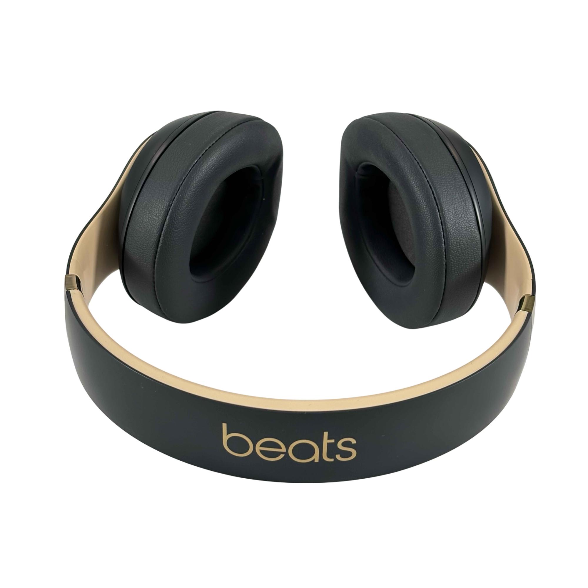 Beats by Dr. Dre Studio3 Wireless A1914 Noise Cancelling Wireless