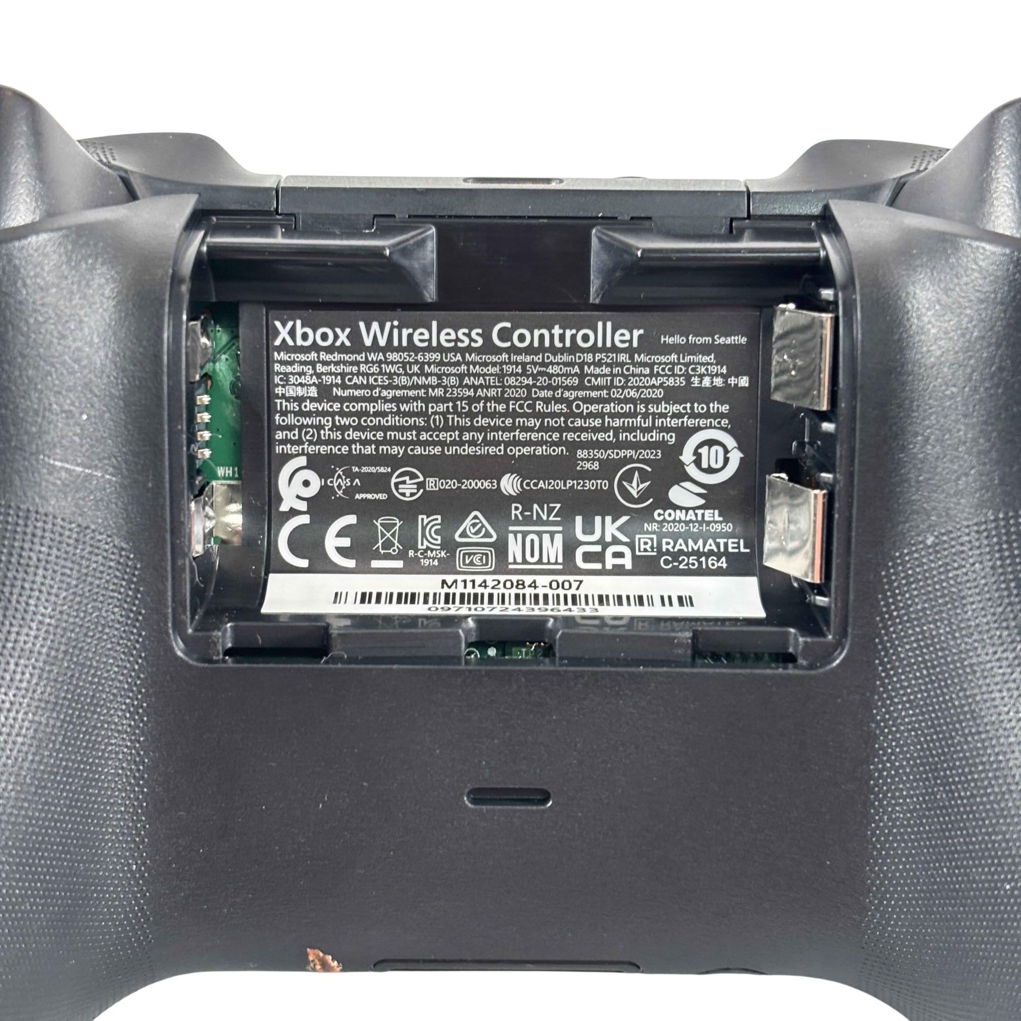 Microsoft Xbox Controller 1914 Bluetooth Hybrid D-pad Button Mapping ...