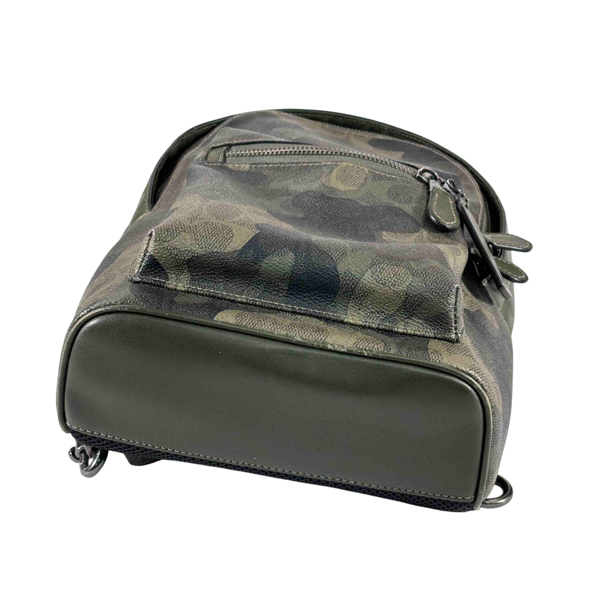 coach graham backpack camo League Flap in Signature with Print Leather Introducing our durable and versatile GO BACKPACK 2.0 Coach camouflage backpack - Gem