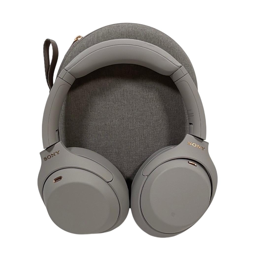 0d935ec5-76de-4756-a2a2-