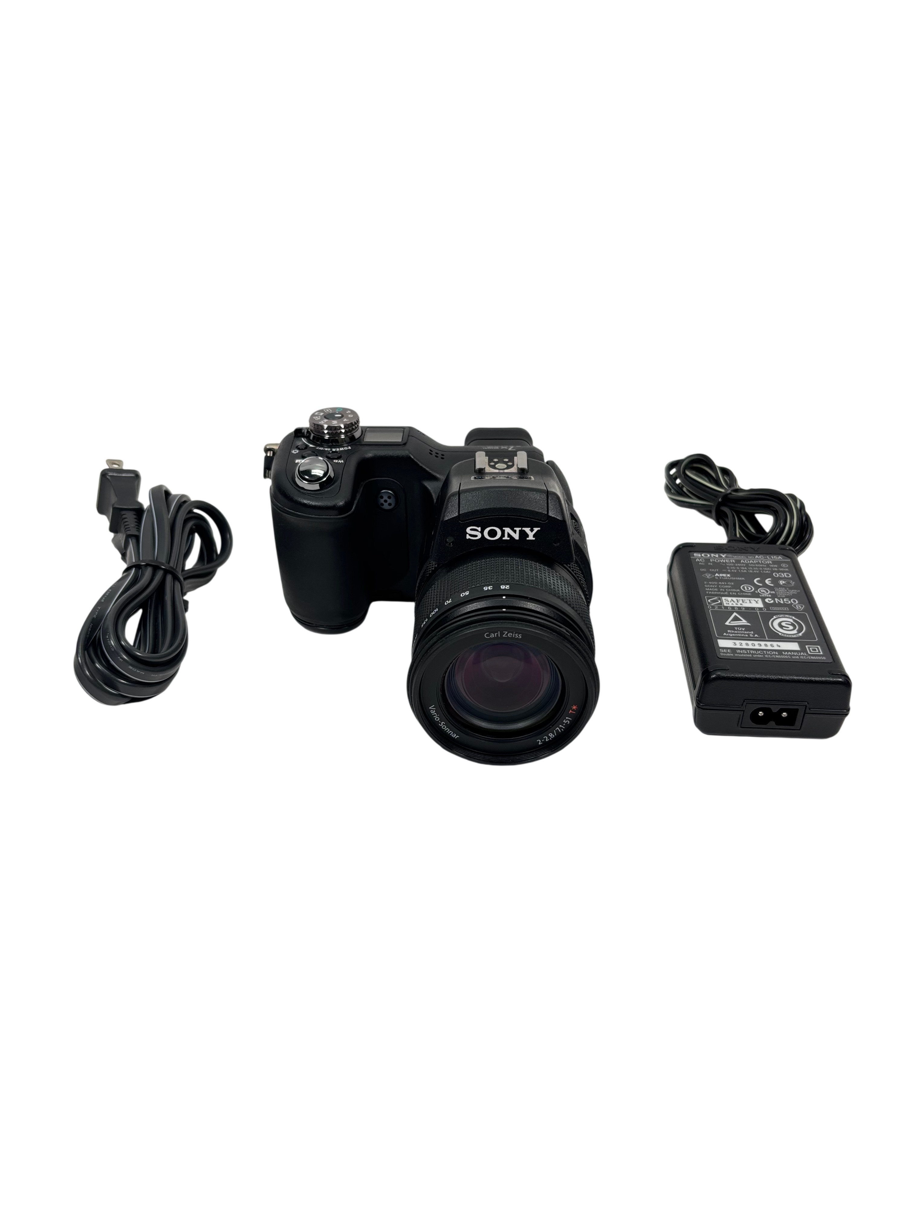Sony CyberShot DSC-F828 8MP Digital Point And Shoot Camera
