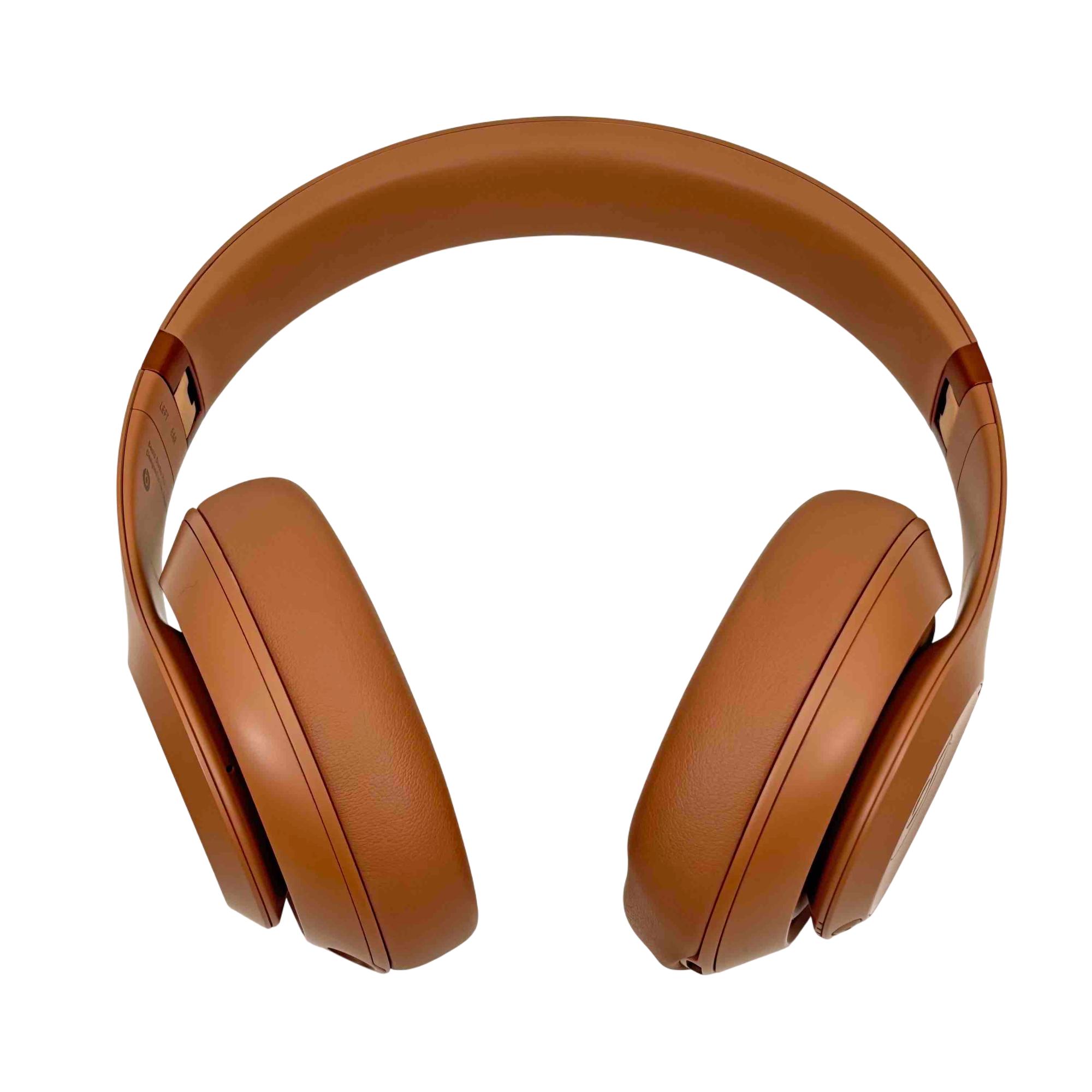 Beats Studio Pro x Kim Kardashian デューン Beats Studio Pro x Kim Kardashian Bluetooth Noise Cancelling