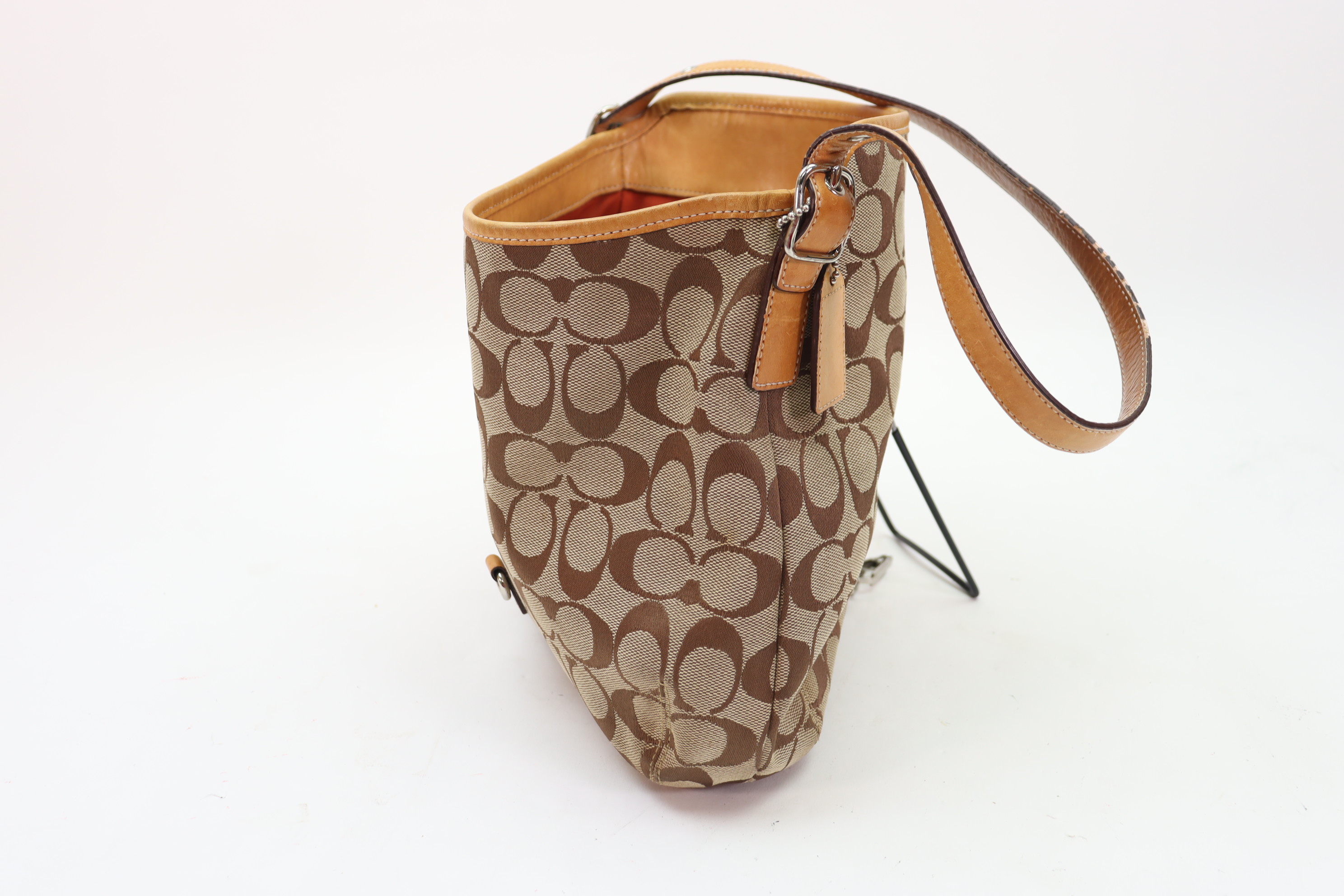 Coach Hampton Clip Brown Signature C Jacquard Leather