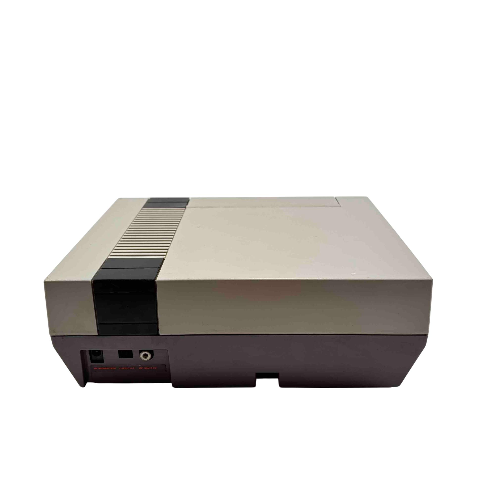 Nintendo Entertainment System NES -001 Video Game Console