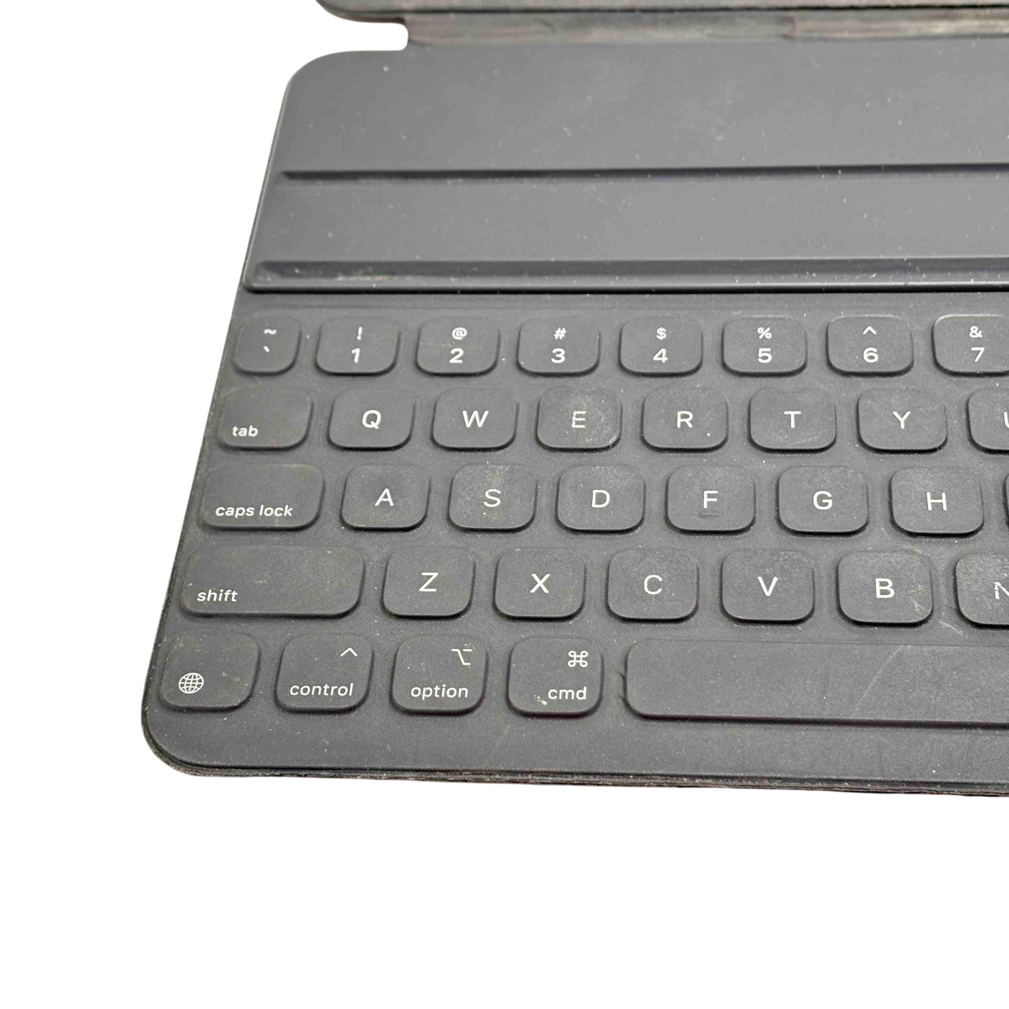 Apple iPad Pro Smart Keyboard Folio Model MU8G2LL/A -11-inch